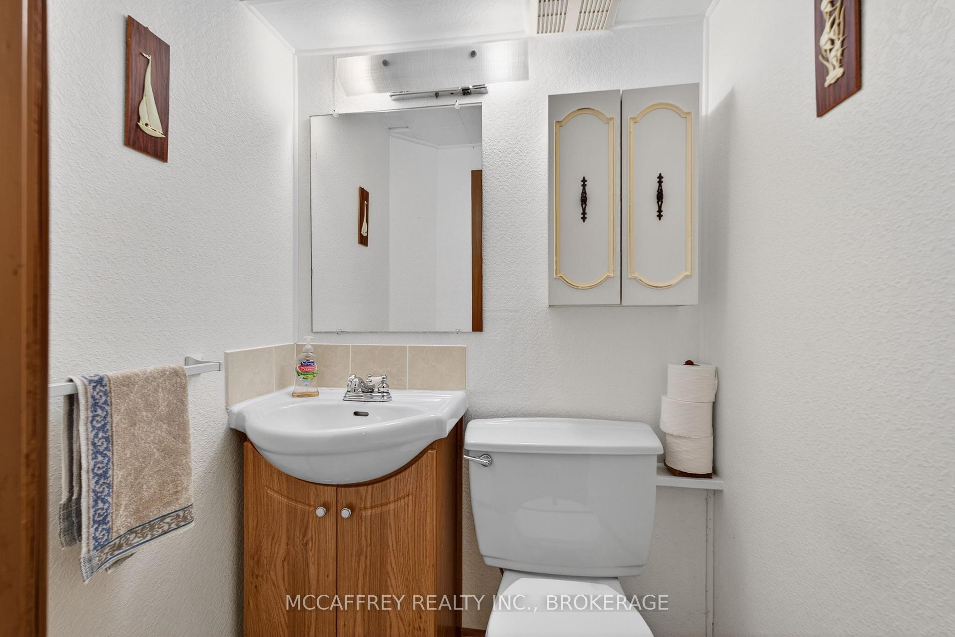 Photo 32 of 212 King Street, Greater Napanee, Greater Napanee — HOMEH
