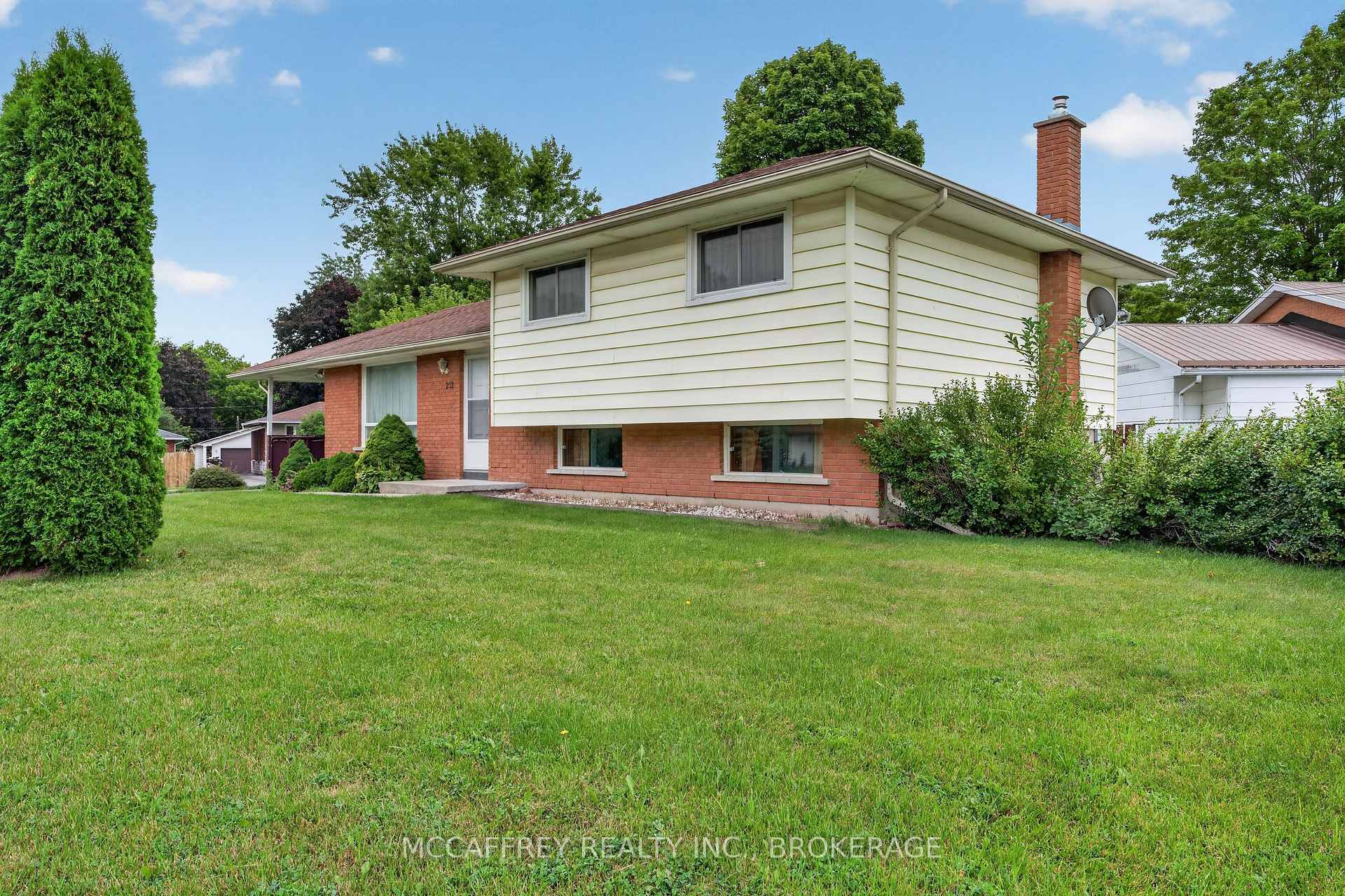 Photo 39 of 212 King Street, Greater Napanee, Greater Napanee — HOMEH