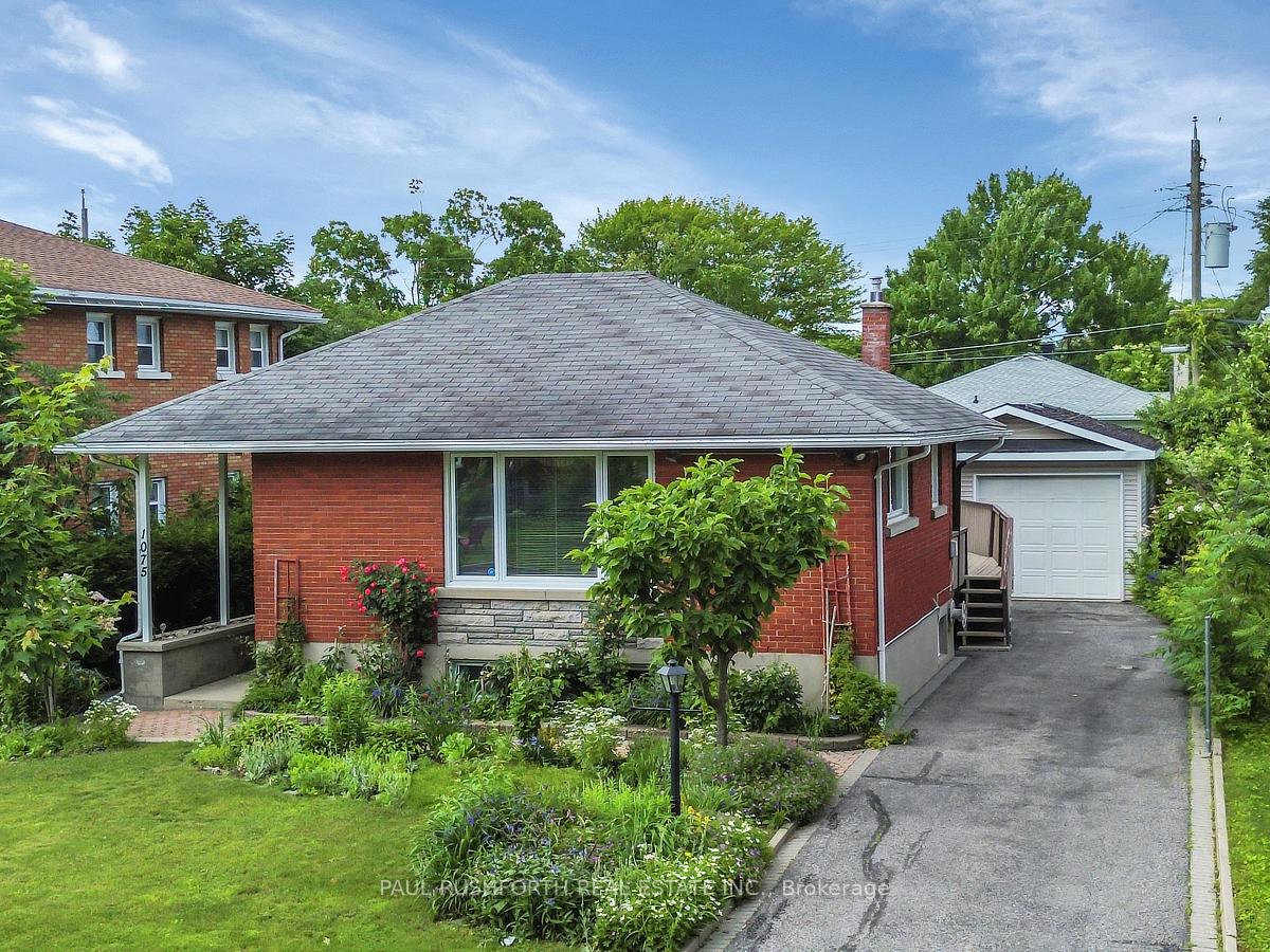 Photo 2 of 1075 Secord Avenue, Ottawa, Billings Bridge — HOMEH