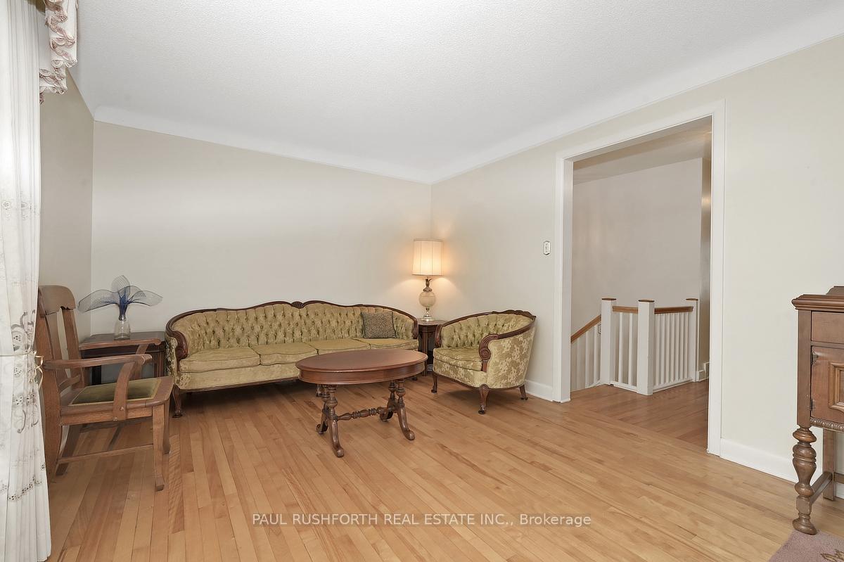 Photo 7 of 1075 Secord Avenue, Ottawa, Billings Bridge — HOMEH