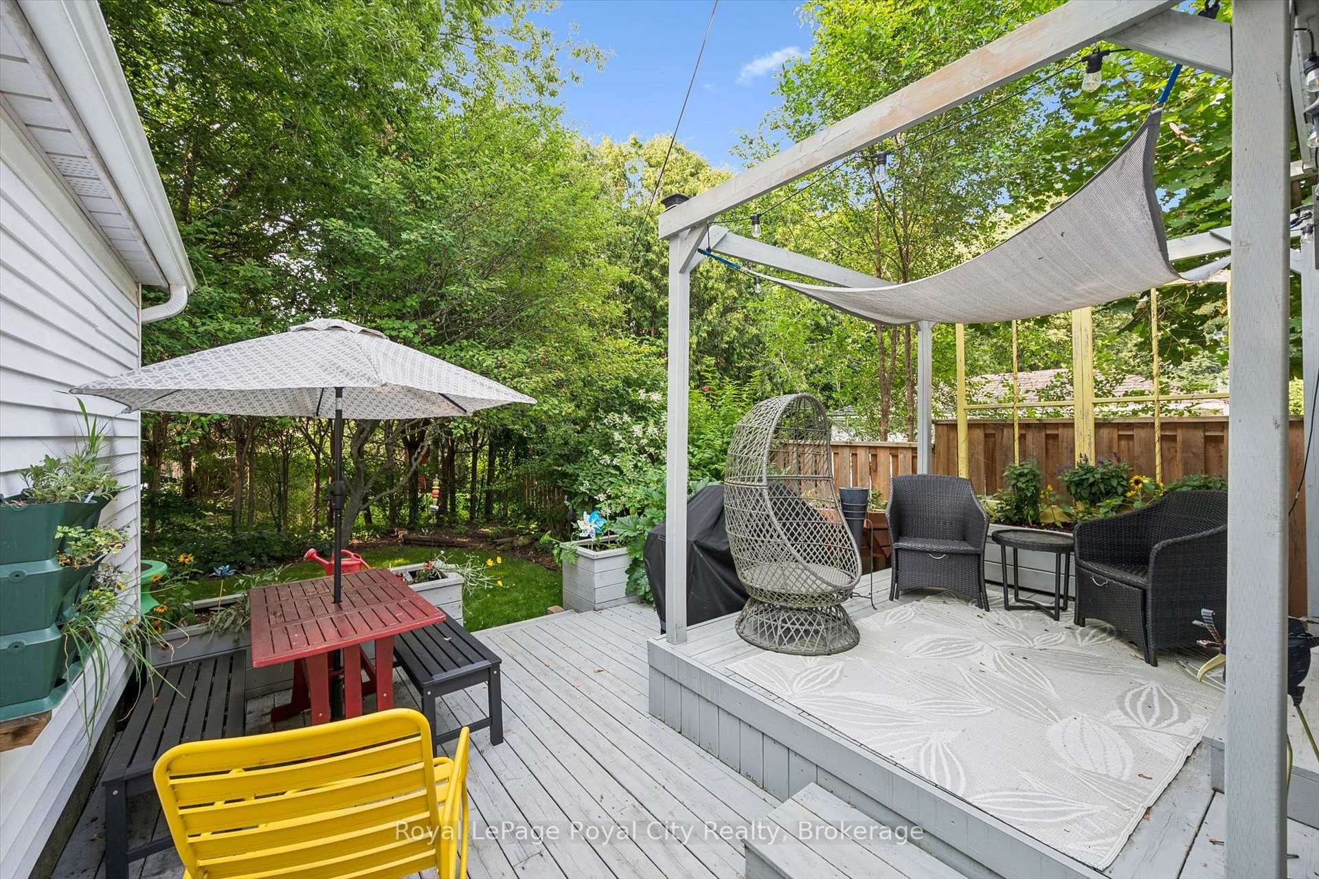 Photo 36 of 18 June Avenue, Guelph, Riverside Park — HOMEH