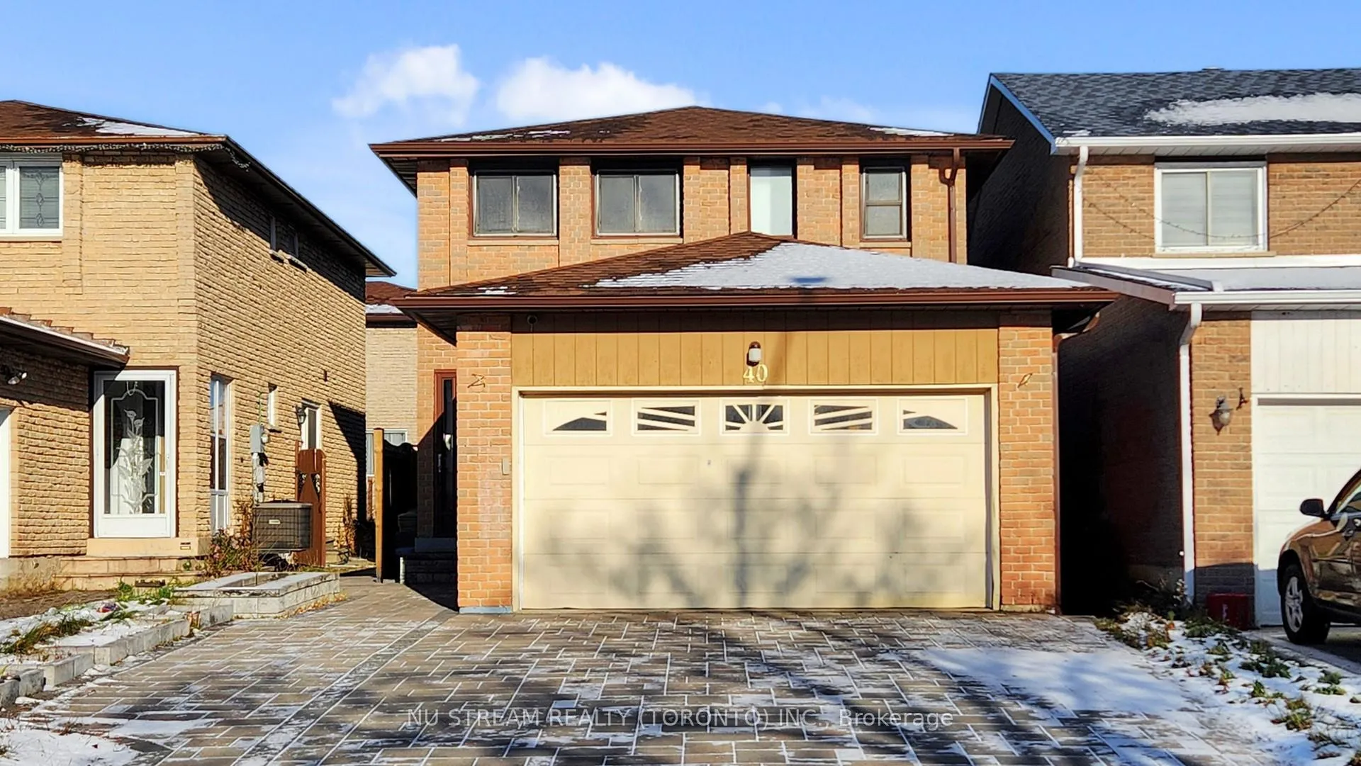 Photo 2 of 40 Bedale Crescent, Markham, Milliken Mills West — HOMEH