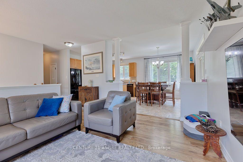 Photo 8 of 12 Bedard Boulevard, Petawawa, Petawawa — HOMEH