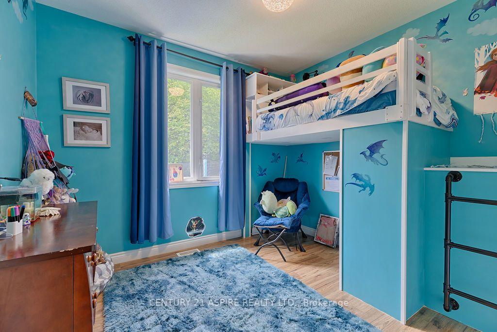 Photo 16 of 12 Bedard Boulevard, Petawawa, Petawawa — HOMEH