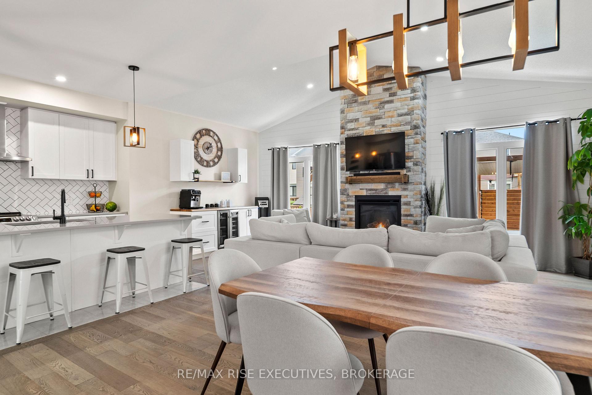 Photo 13 of 824 Celeste Drive, Kingston, City Northwest — HOMEH