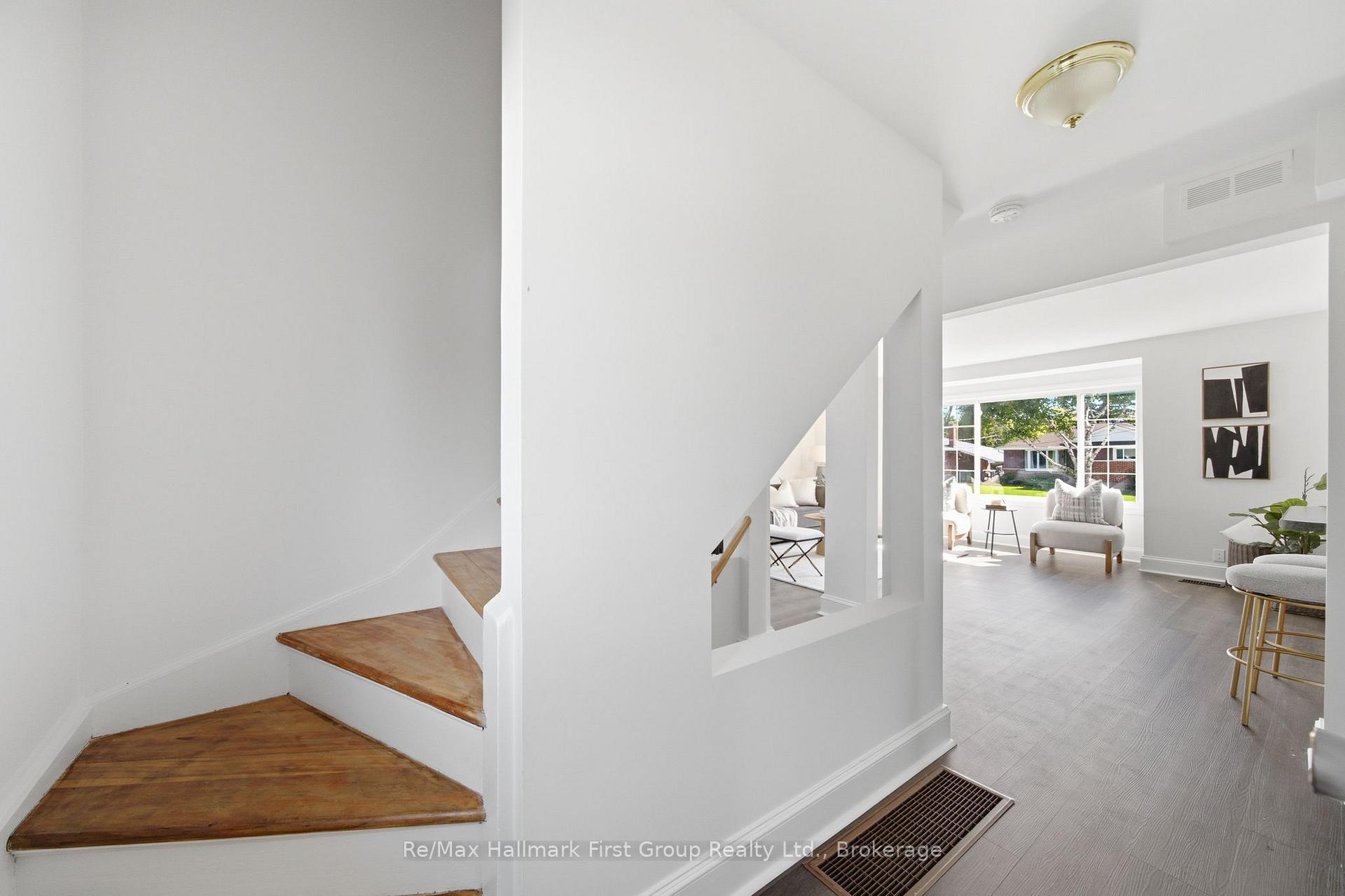 Photo 17 of 573 Sinclair Street, Cobourg — HOMEH