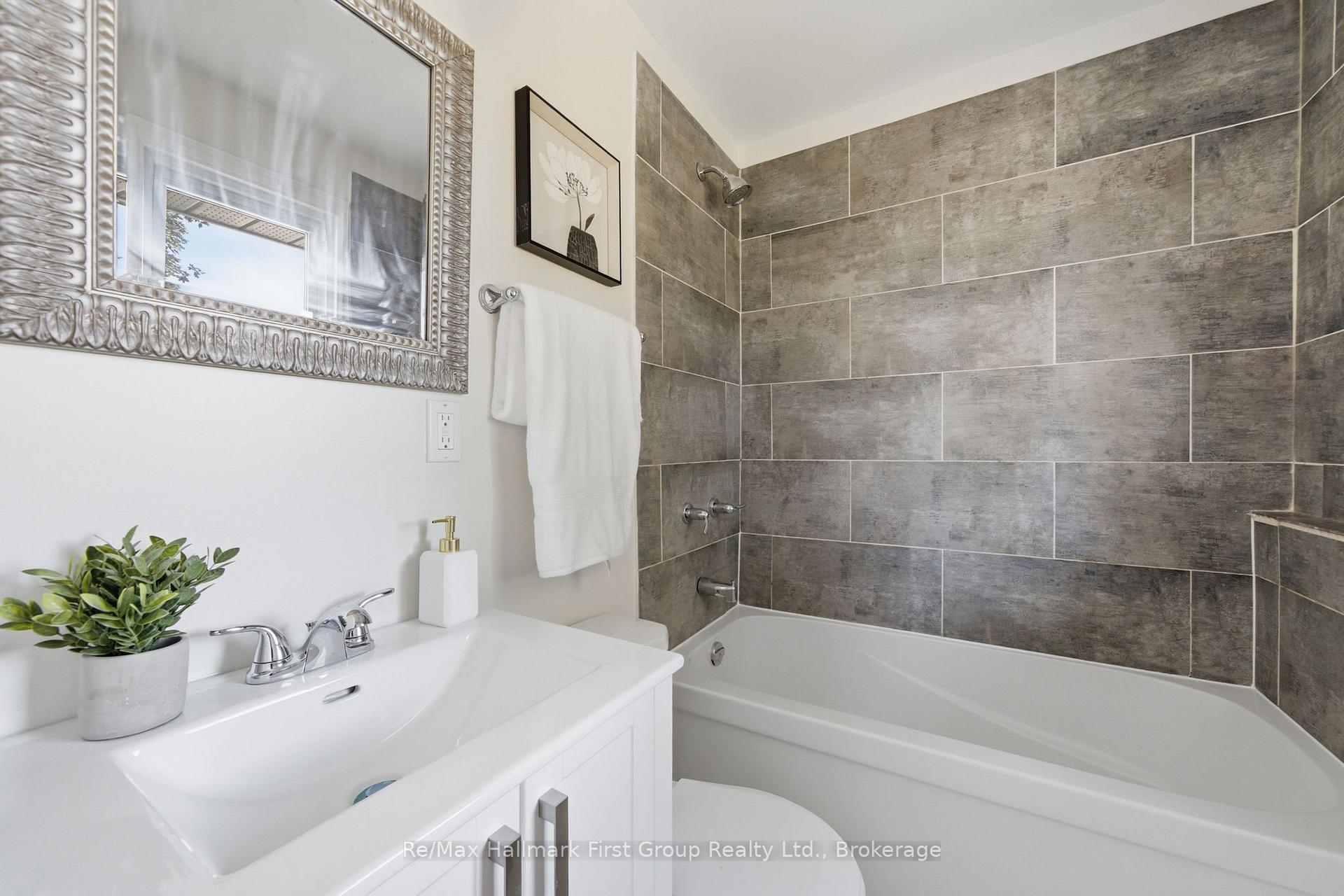 Photo 24 of 573 Sinclair Street, Cobourg — HOMEH