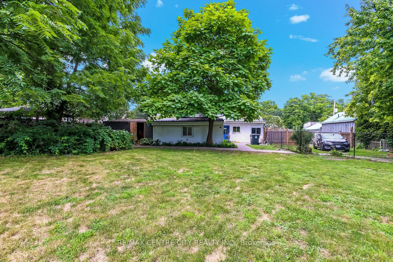 Photo 13 of 46329 Sparta Line, Central Elgin, Sparta — HOMEH
