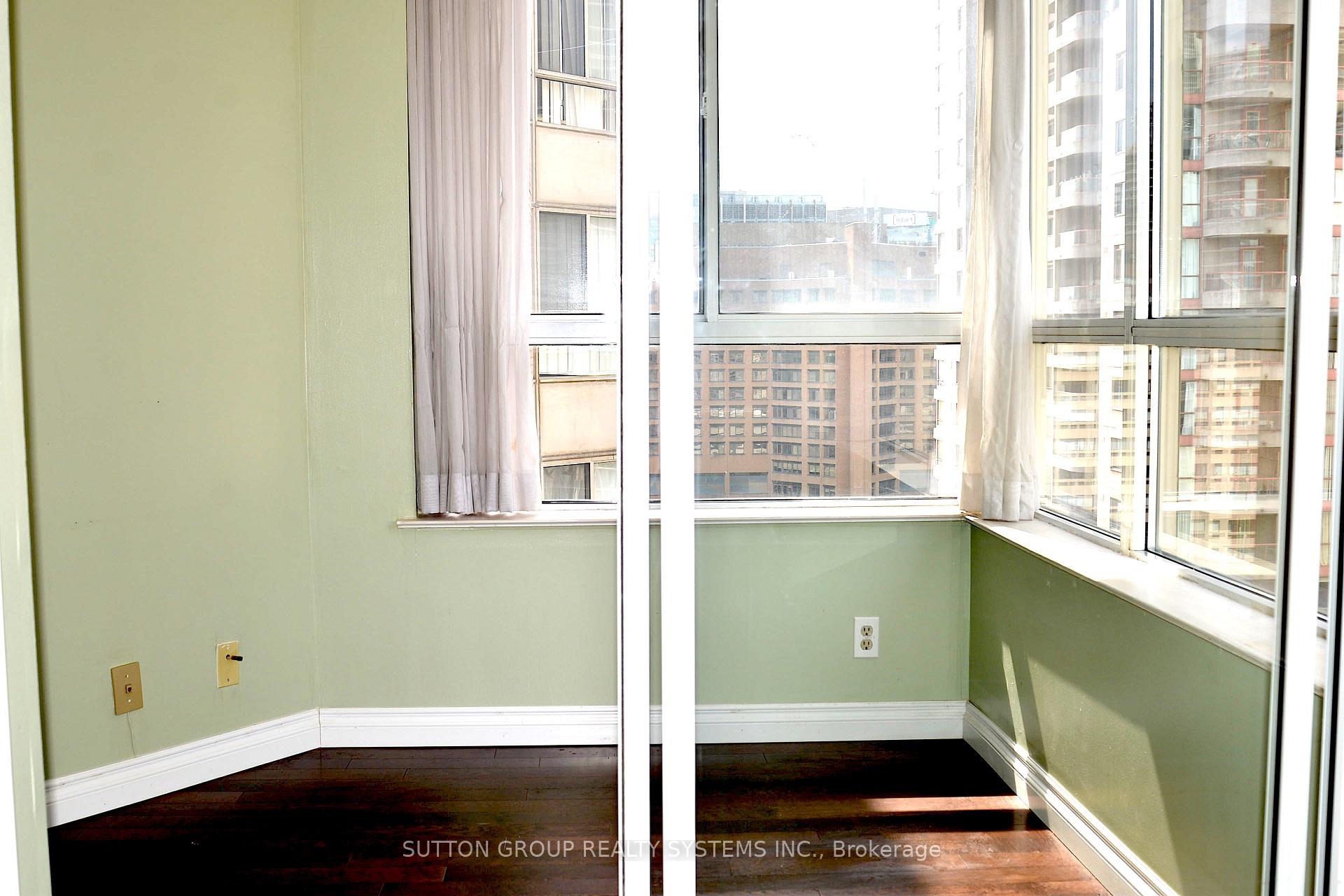 Photo 13 of Unit 1809, 717 Bay Street, Toronto, Bay Street Corridor — HOMEH