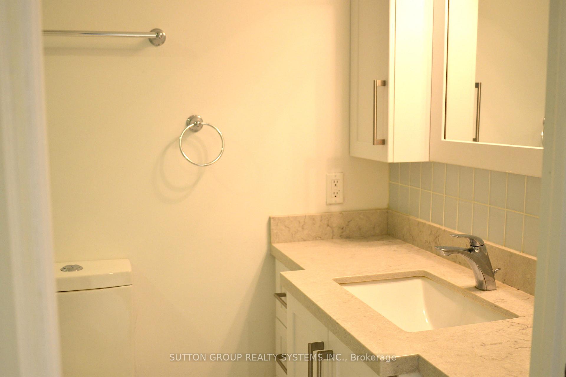 Photo 14 of Unit 1809, 717 Bay Street, Toronto, Bay Street Corridor — HOMEH