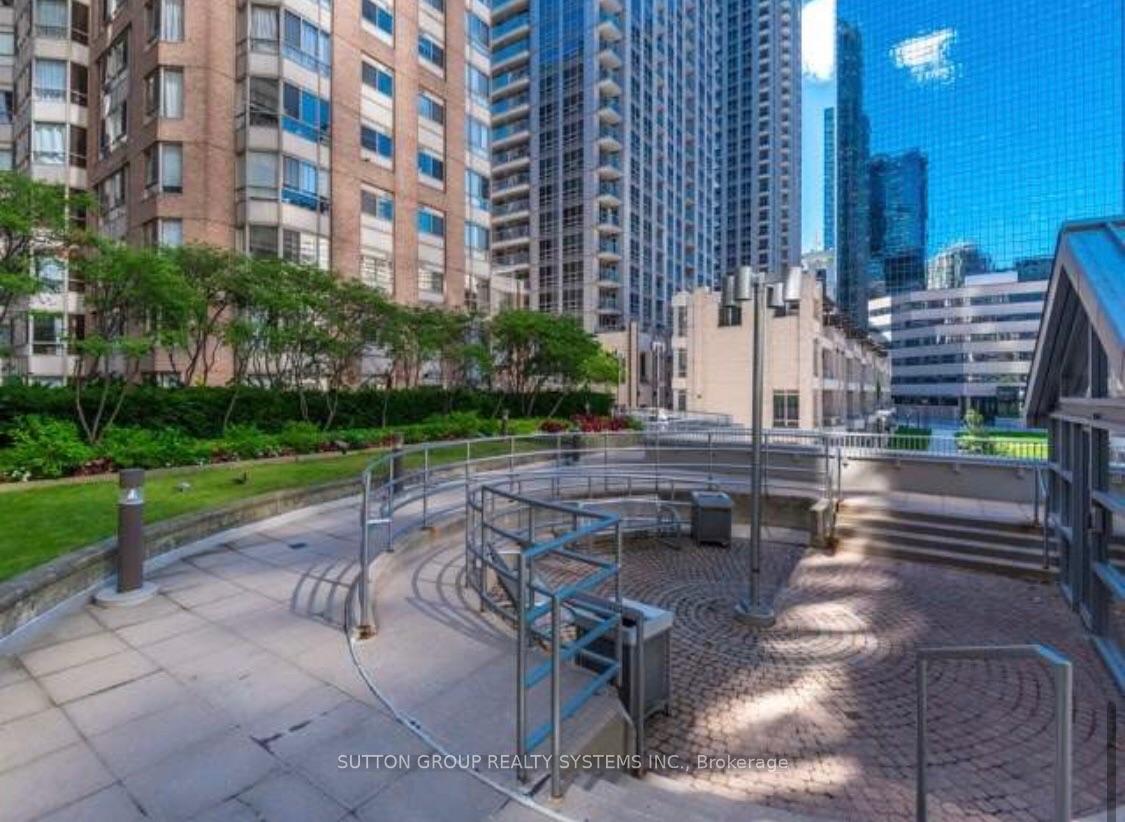 Photo 21 of Unit 1809, 717 Bay Street, Toronto, Bay Street Corridor — HOMEH