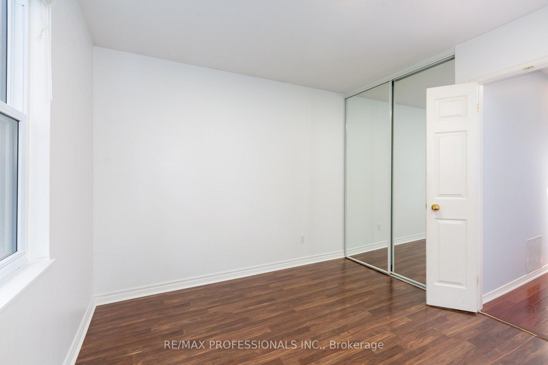 Photo 22 of 4 Runnymede Road, Toronto, High Park-Swansea — HOMEH