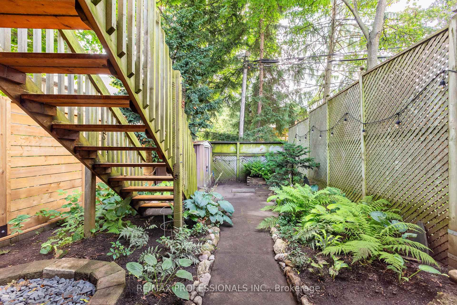 Photo 44 of 4 Runnymede Road, Toronto, High Park-Swansea — HOMEH