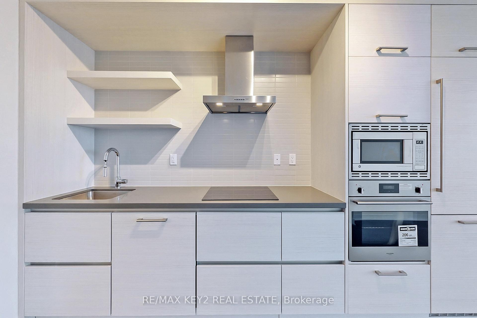 Photo 6 of Unit 4210, 2221 Yonge Street, Toronto, Mount Pleasant West — HOMEH