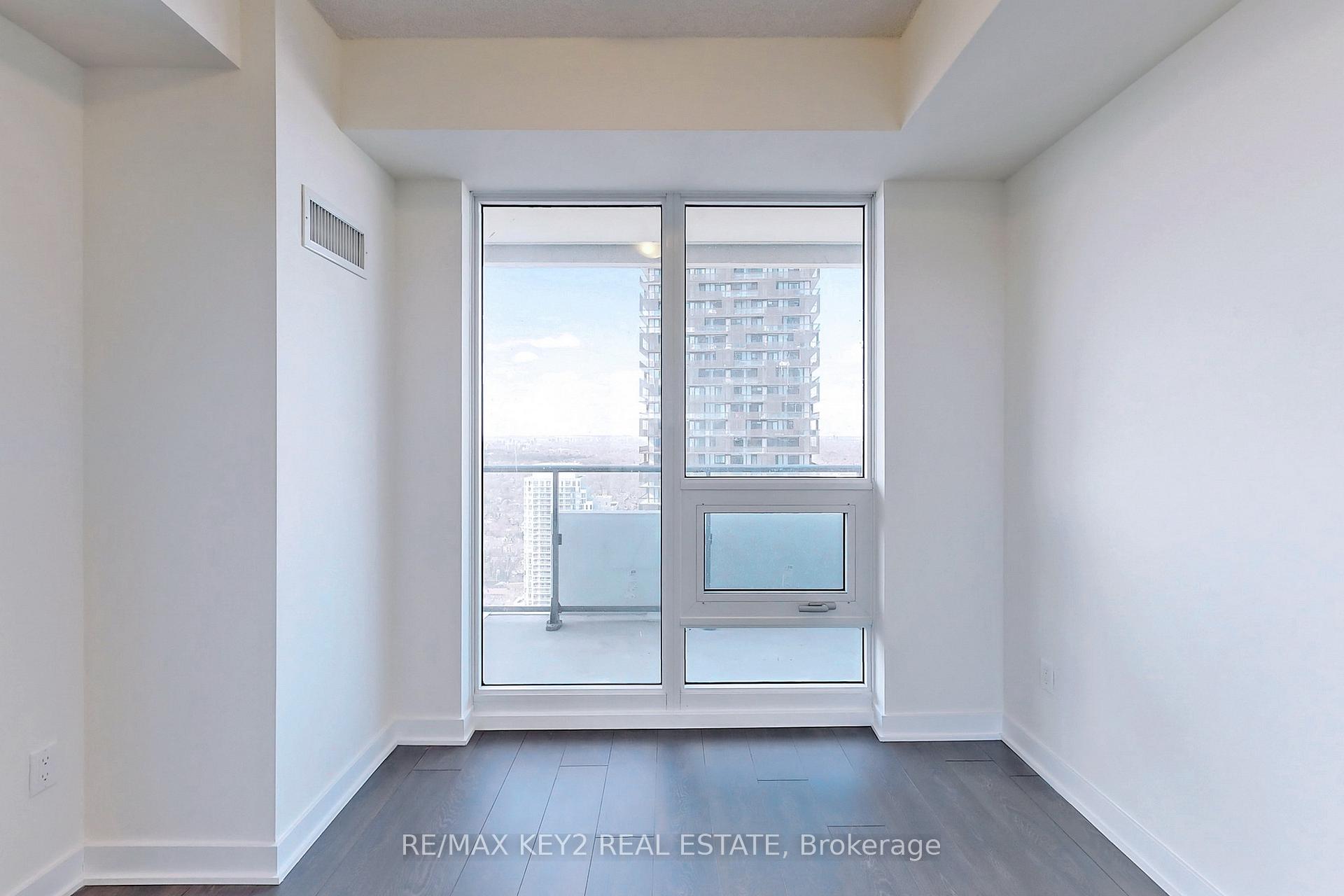 Photo 7 of Unit 4210, 2221 Yonge Street, Toronto, Mount Pleasant West — HOMEH