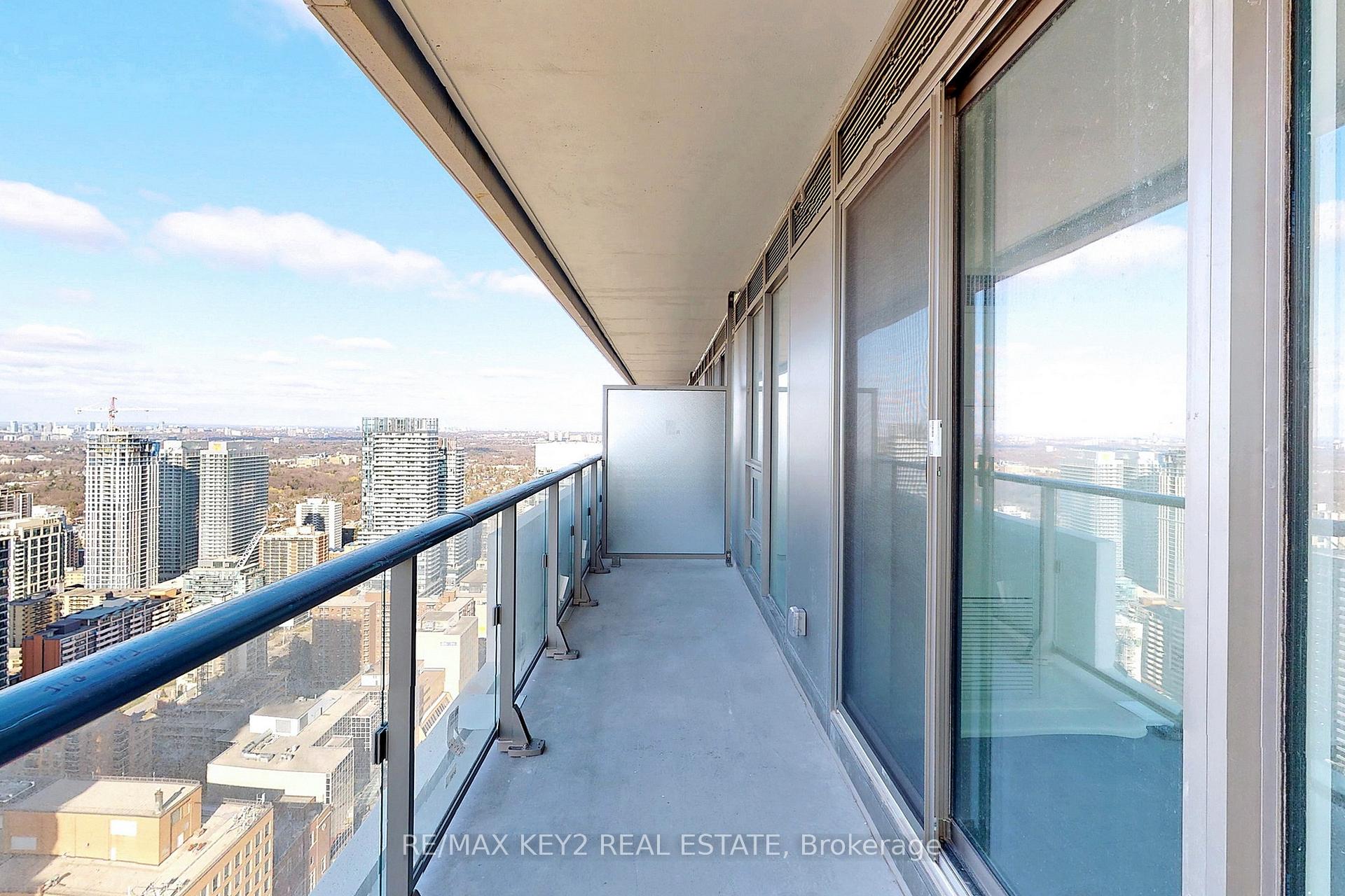 Photo 14 of Unit 4210, 2221 Yonge Street, Toronto, Mount Pleasant West — HOMEH