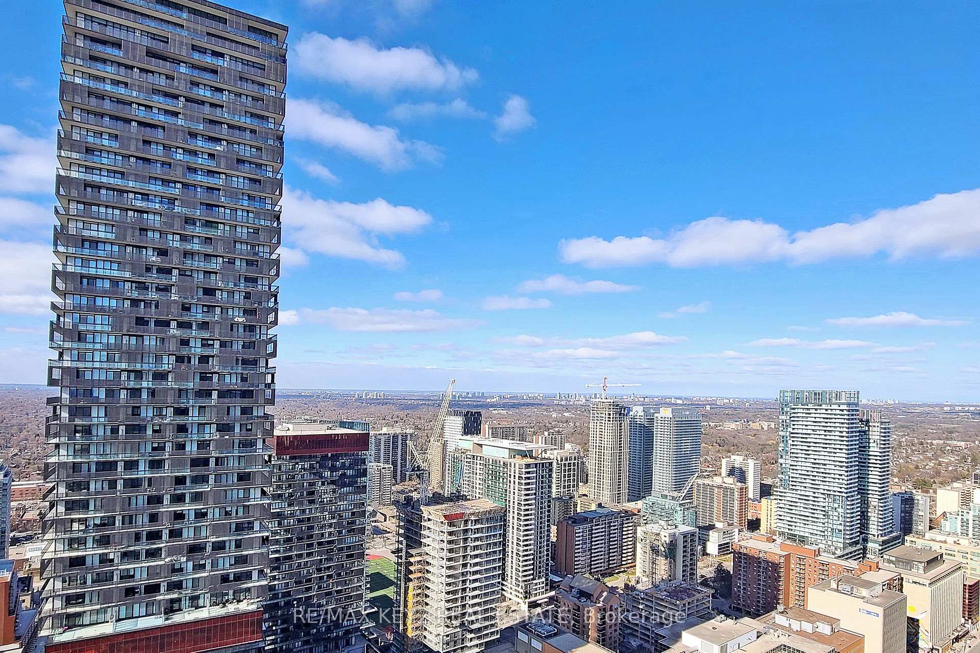 Photo 18 of Unit 4210, 2221 Yonge Street, Toronto, Mount Pleasant West — HOMEH