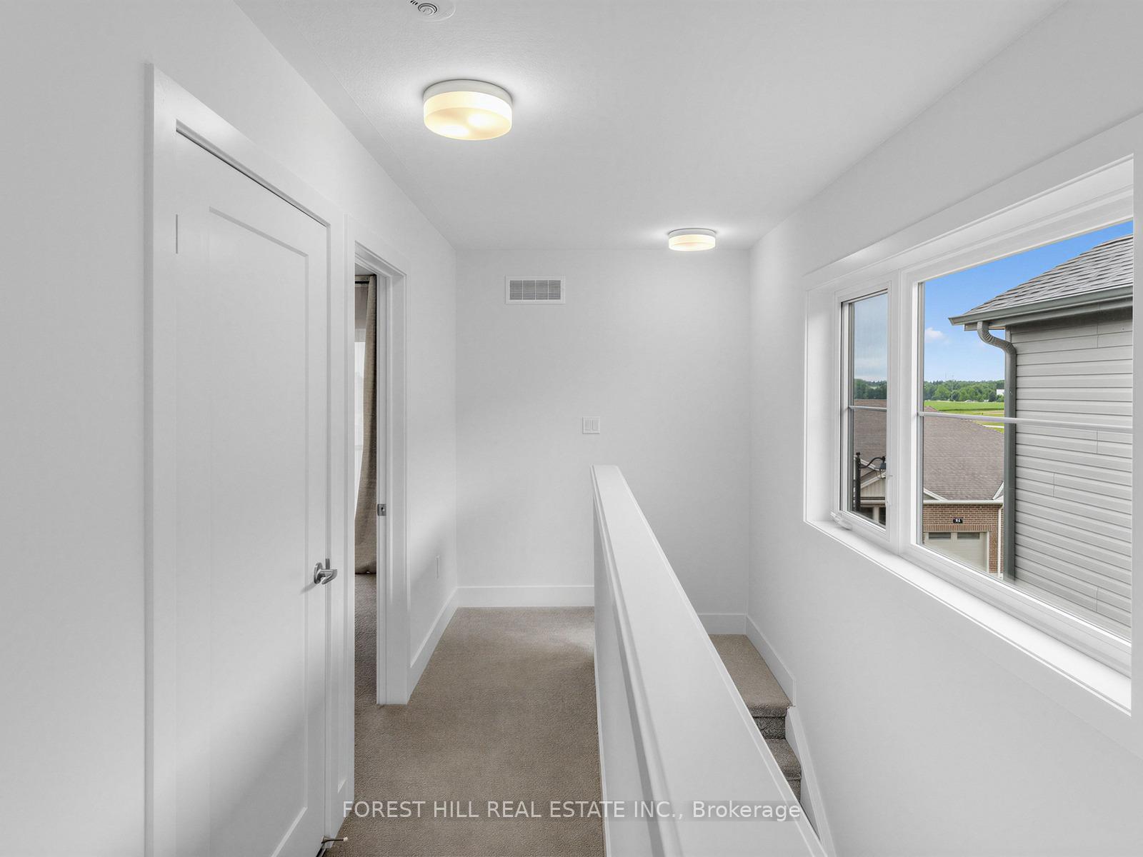 Photo 13 of 50 Balladry Boulevard, Stratford — HOMEH