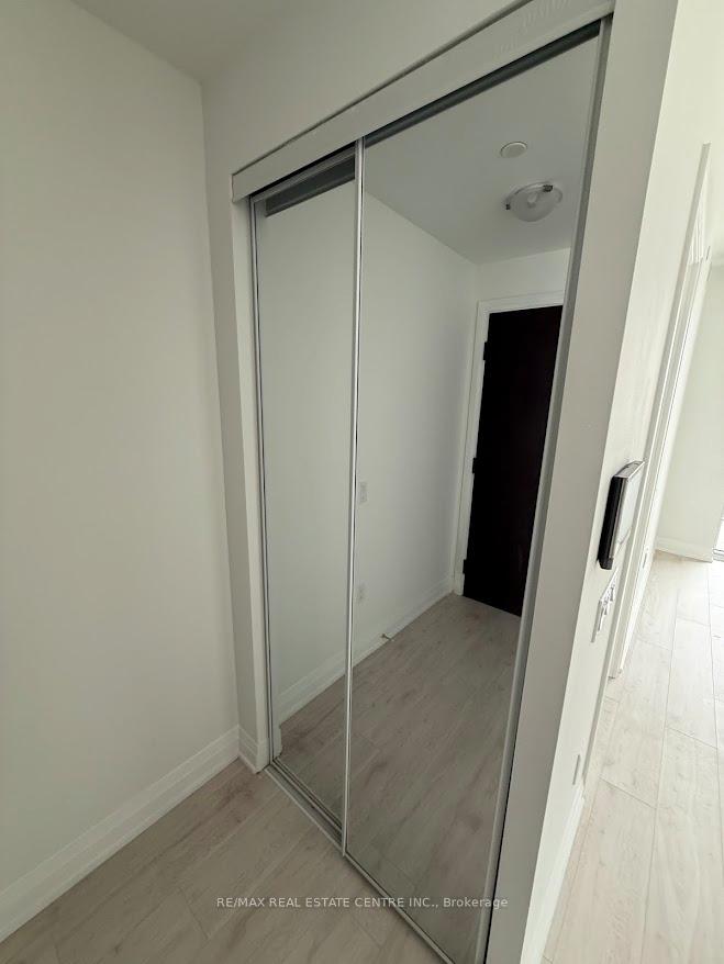 Photo 7 of Unit 509, 412 Silver Maple Road, Oakville, Joshua Meadows — HOMEH
