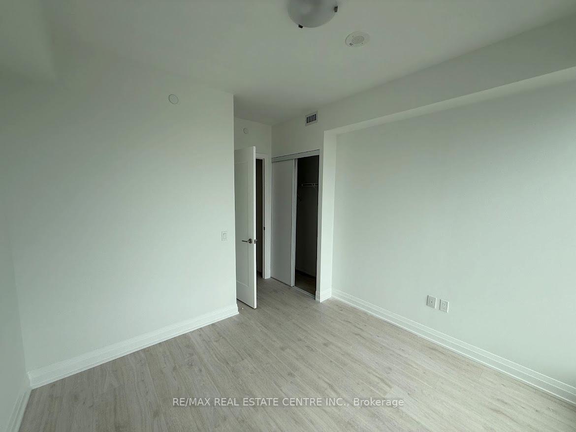 Photo 13 of Unit 509, 412 Silver Maple Road, Oakville, Joshua Meadows — HOMEH