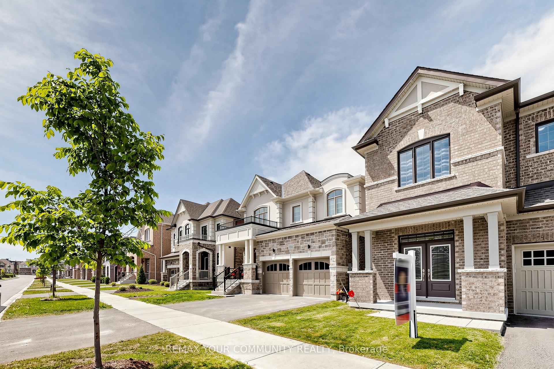 Photo 5 of 356 Danny Wheeler Boulevard, Georgina, Keswick North — HOMEH