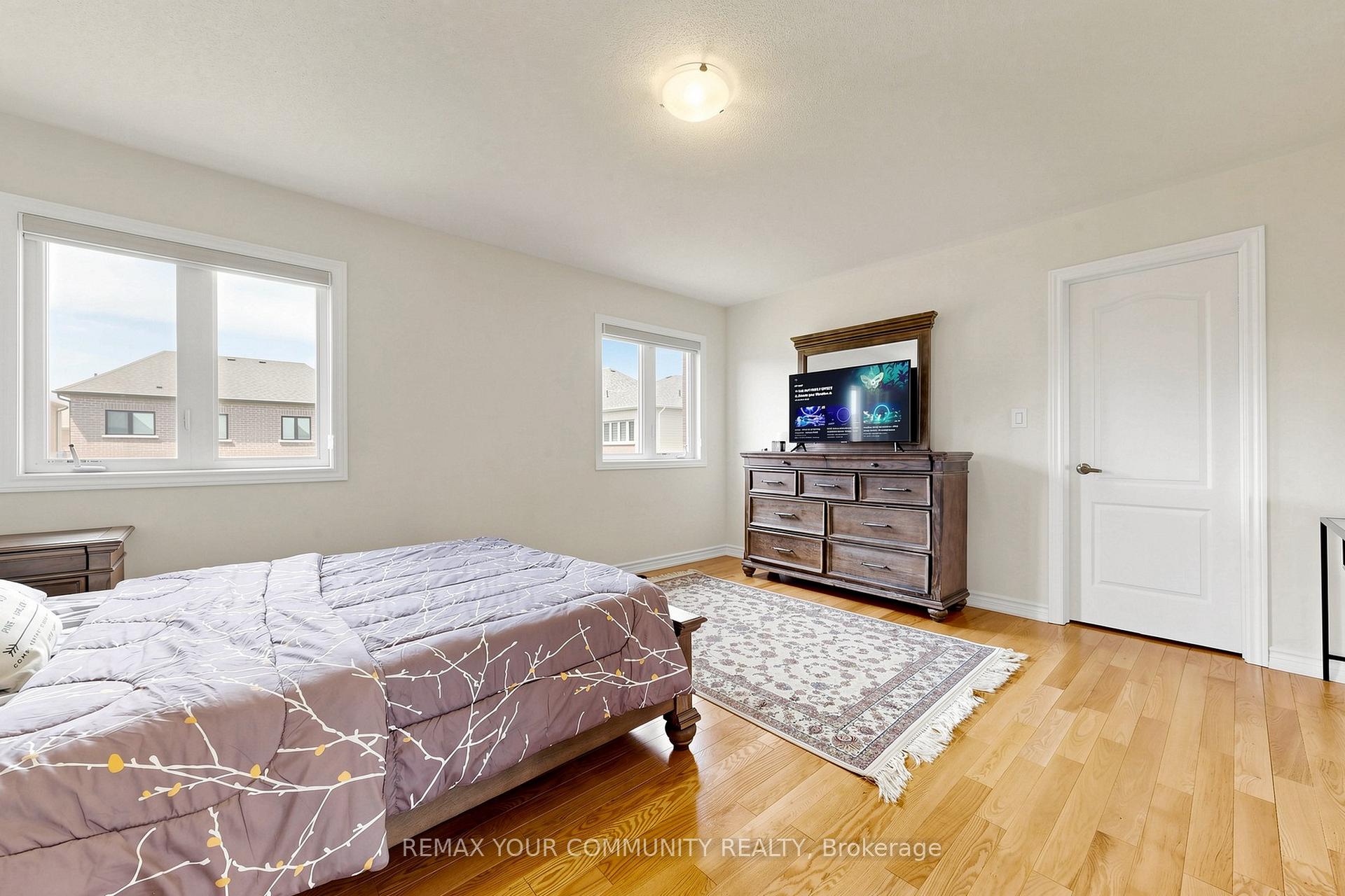 Photo 26 of 356 Danny Wheeler Boulevard, Georgina, Keswick North — HOMEH