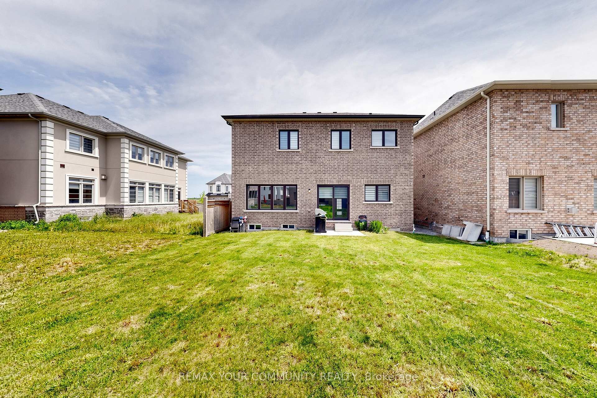 Photo 45 of 356 Danny Wheeler Boulevard, Georgina, Keswick North — HOMEH