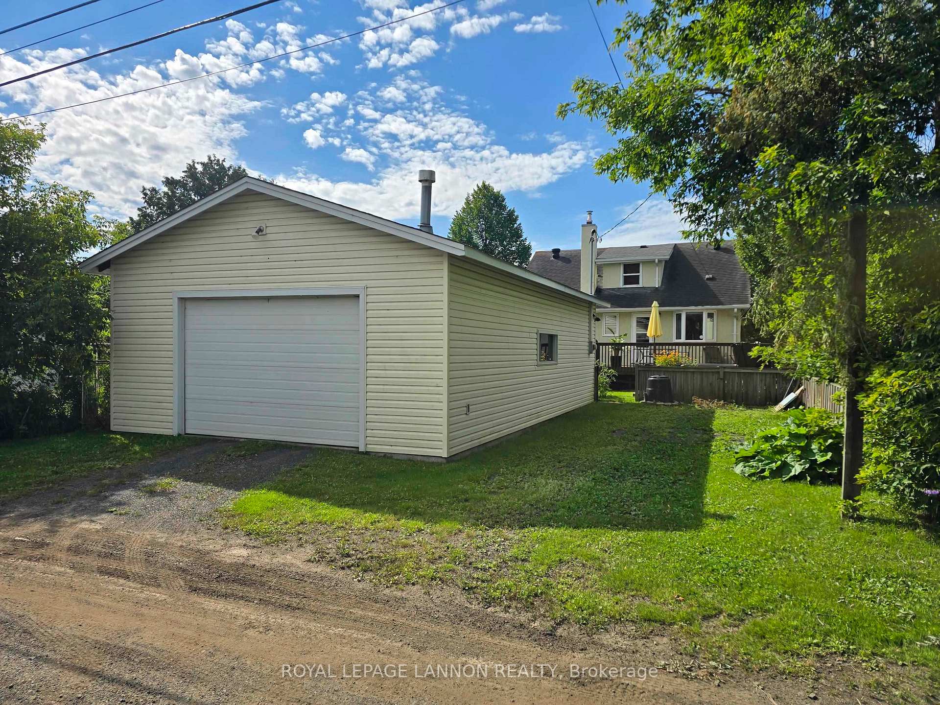Photo 2 of 531 Empire Ave., Thunder Bay, Westfort — HOMEH