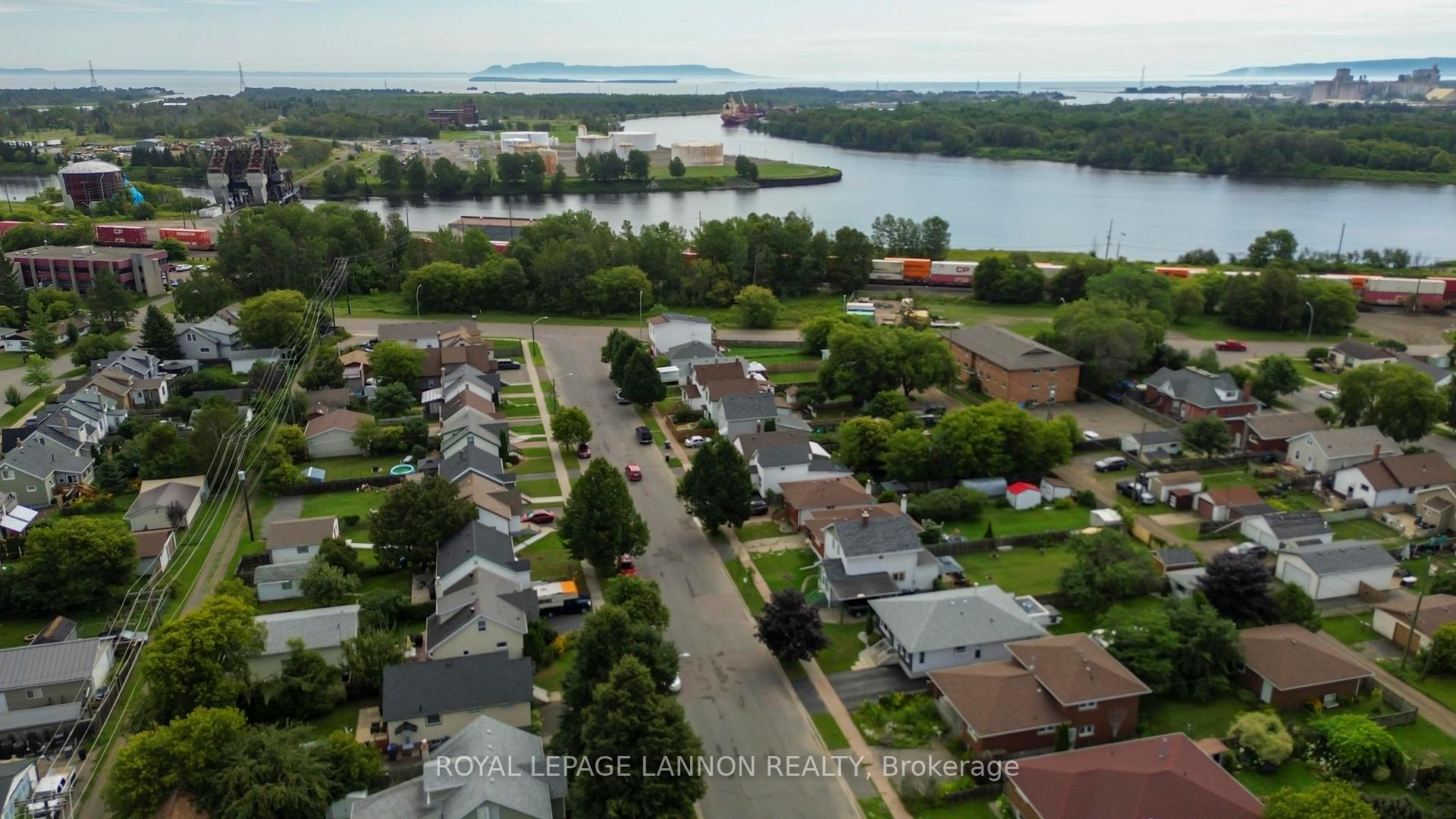 Photo 14 of 531 Empire Ave., Thunder Bay, Westfort — HOMEH
