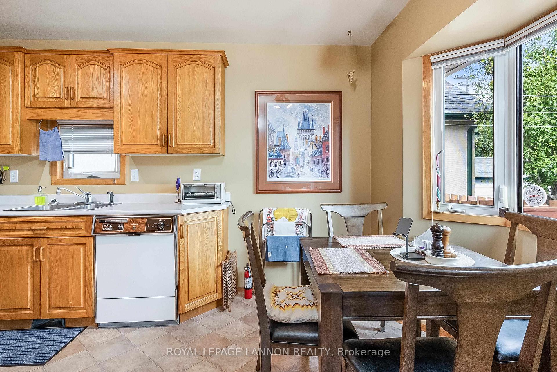 Photo 21 of 531 Empire Ave., Thunder Bay, Westfort — HOMEH