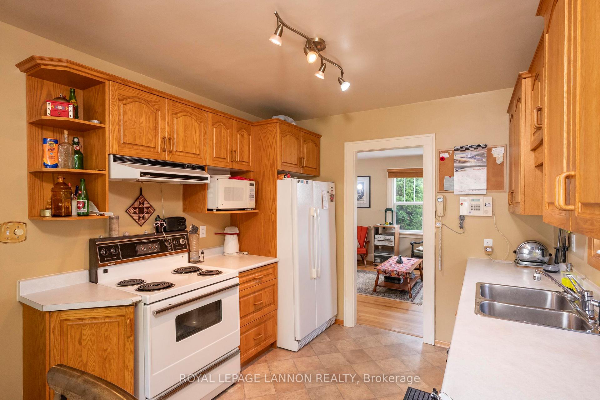 Photo 23 of 531 Empire Ave., Thunder Bay, Westfort — HOMEH