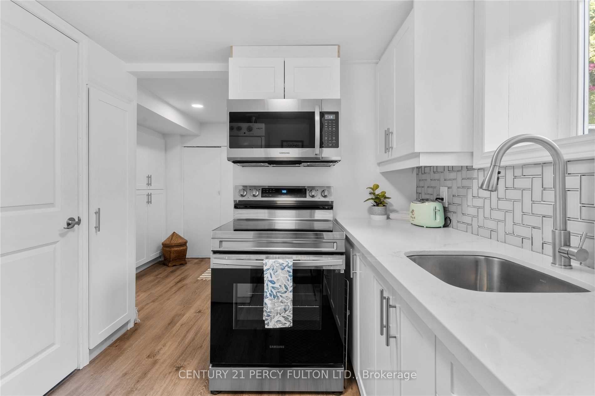 Photo 8 of Unit Bsmt, 1182 Ravine Road, Oshawa, Lakeview — HOMEH