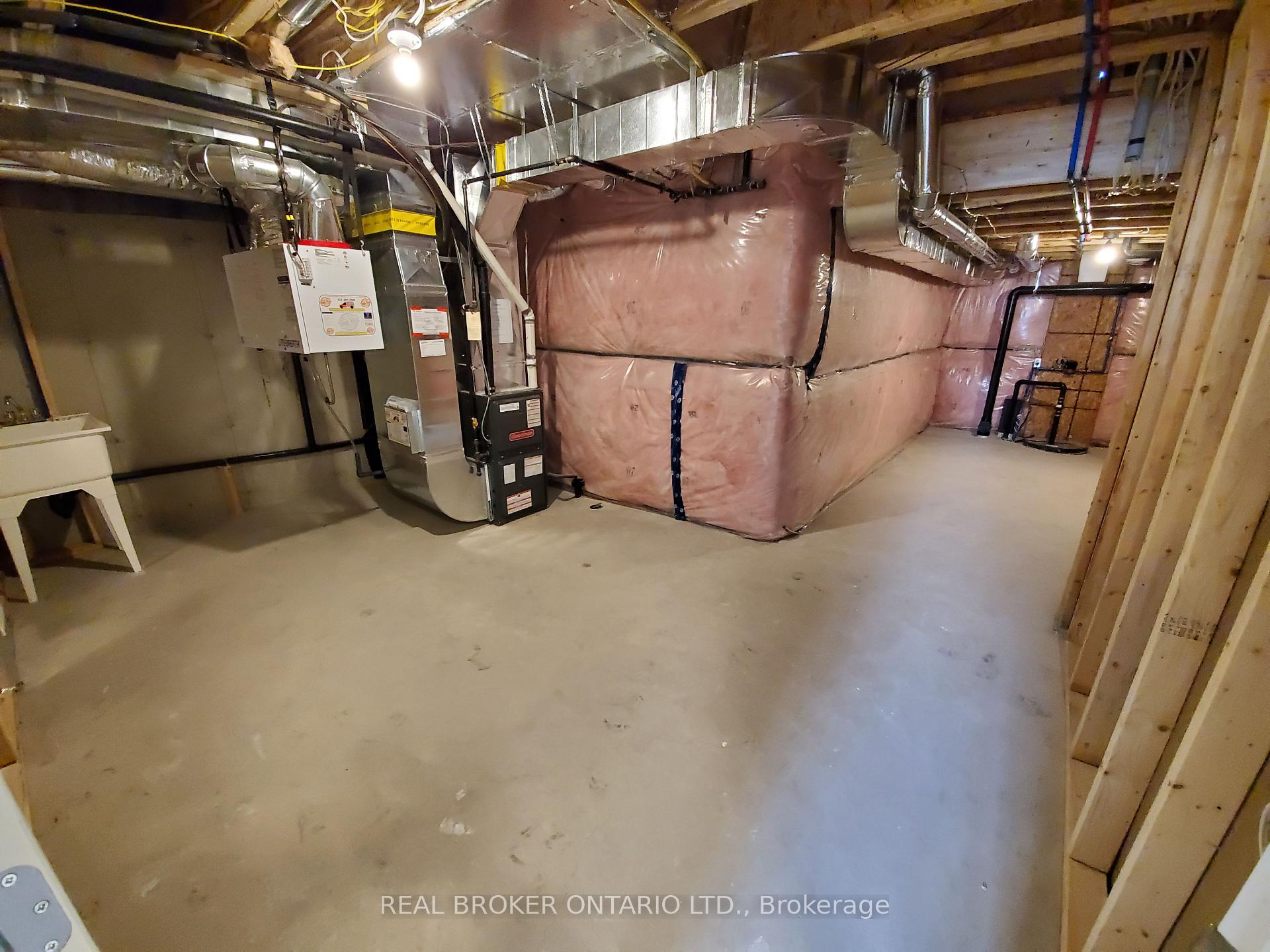 Photo 16 of 1101 Horizon Drive, Kingston, City Northwest — HOMEH