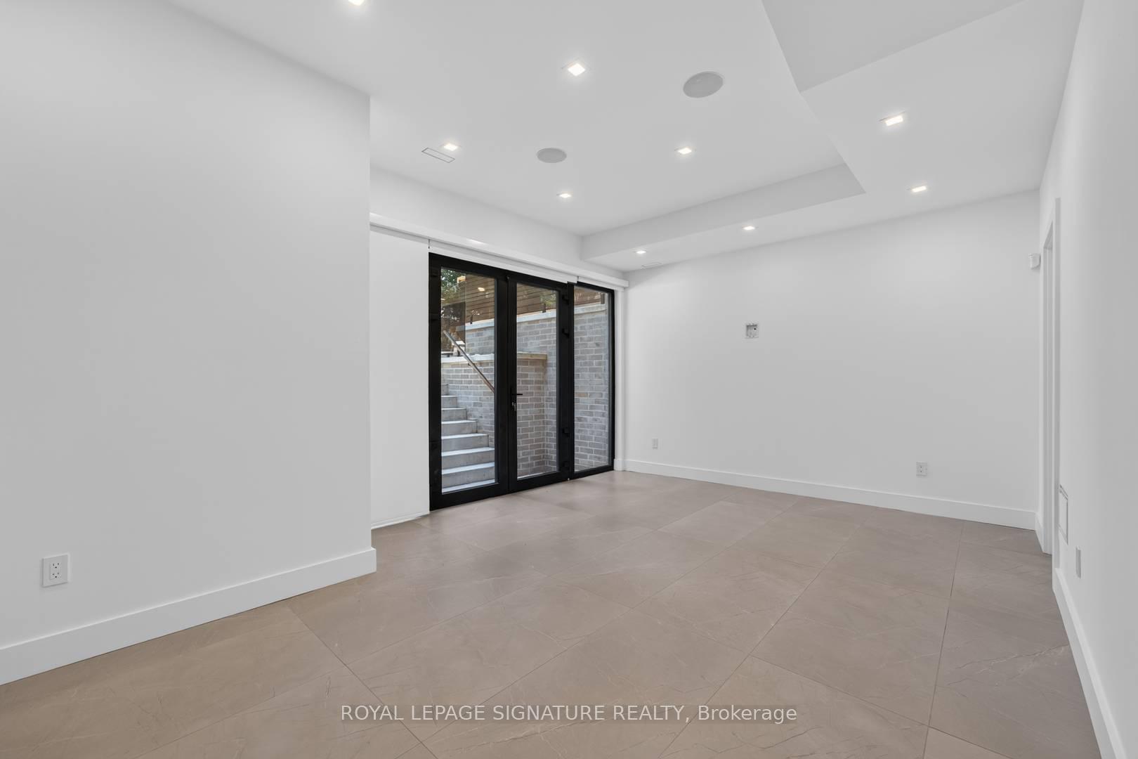 Photo 37 of 156 Snowdon Avenue, Toronto, Lawrence Park North — HOMEH