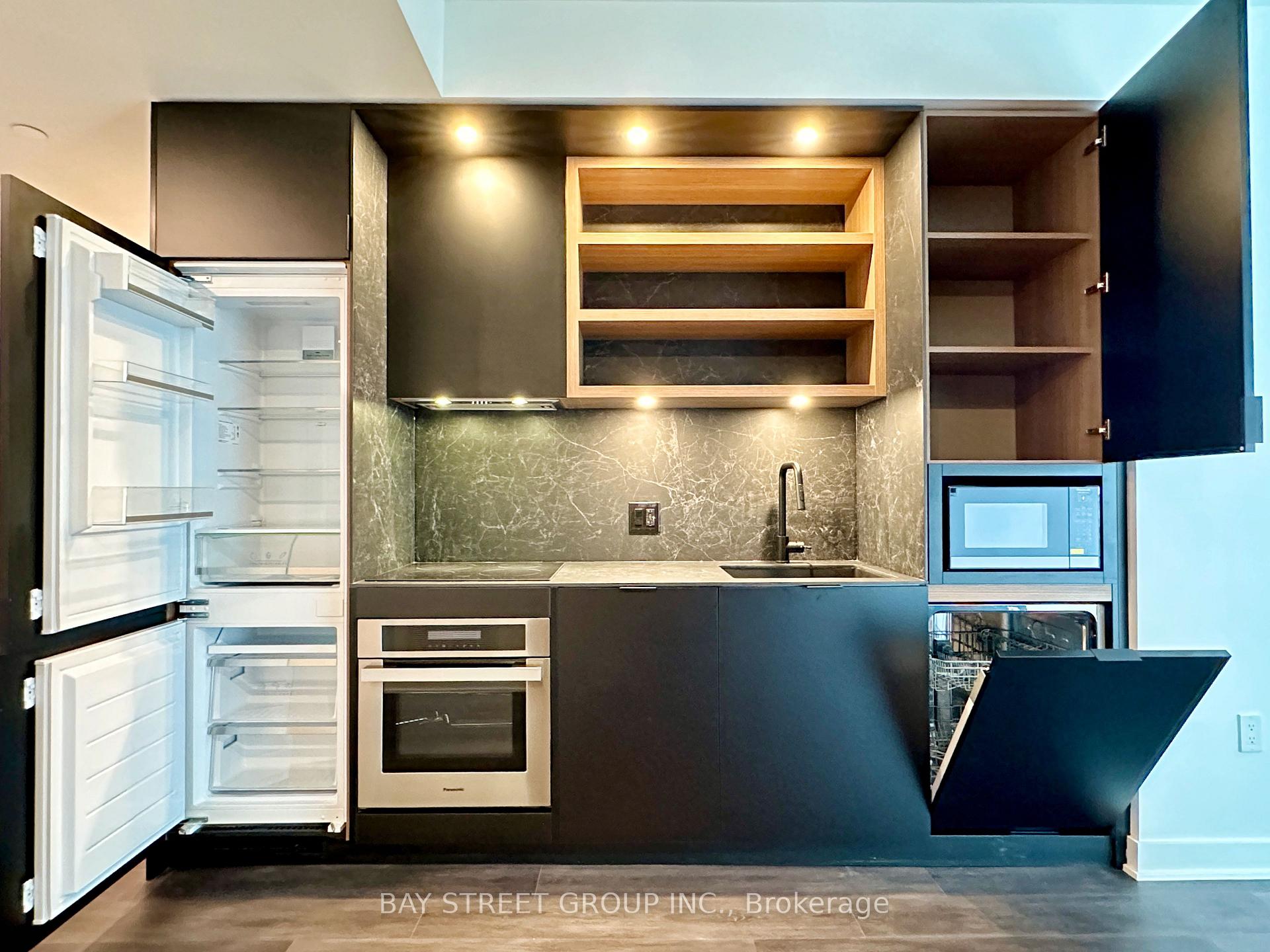 Photo 12 of Unit 3507, 55 Charles Street E, Toronto, Church-Yonge Corridor — HOMEH
