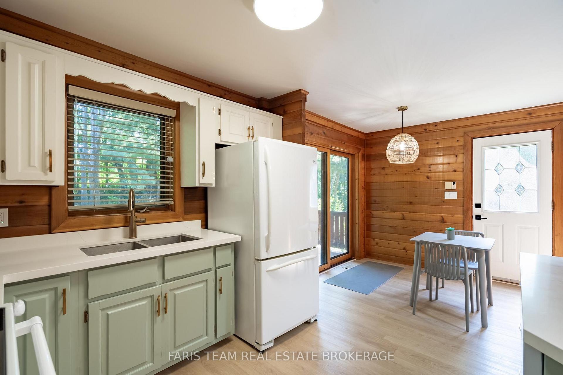 Photo 6 of 2668 Mcdonald Road, Springwater, Rural Springwater — HOMEH