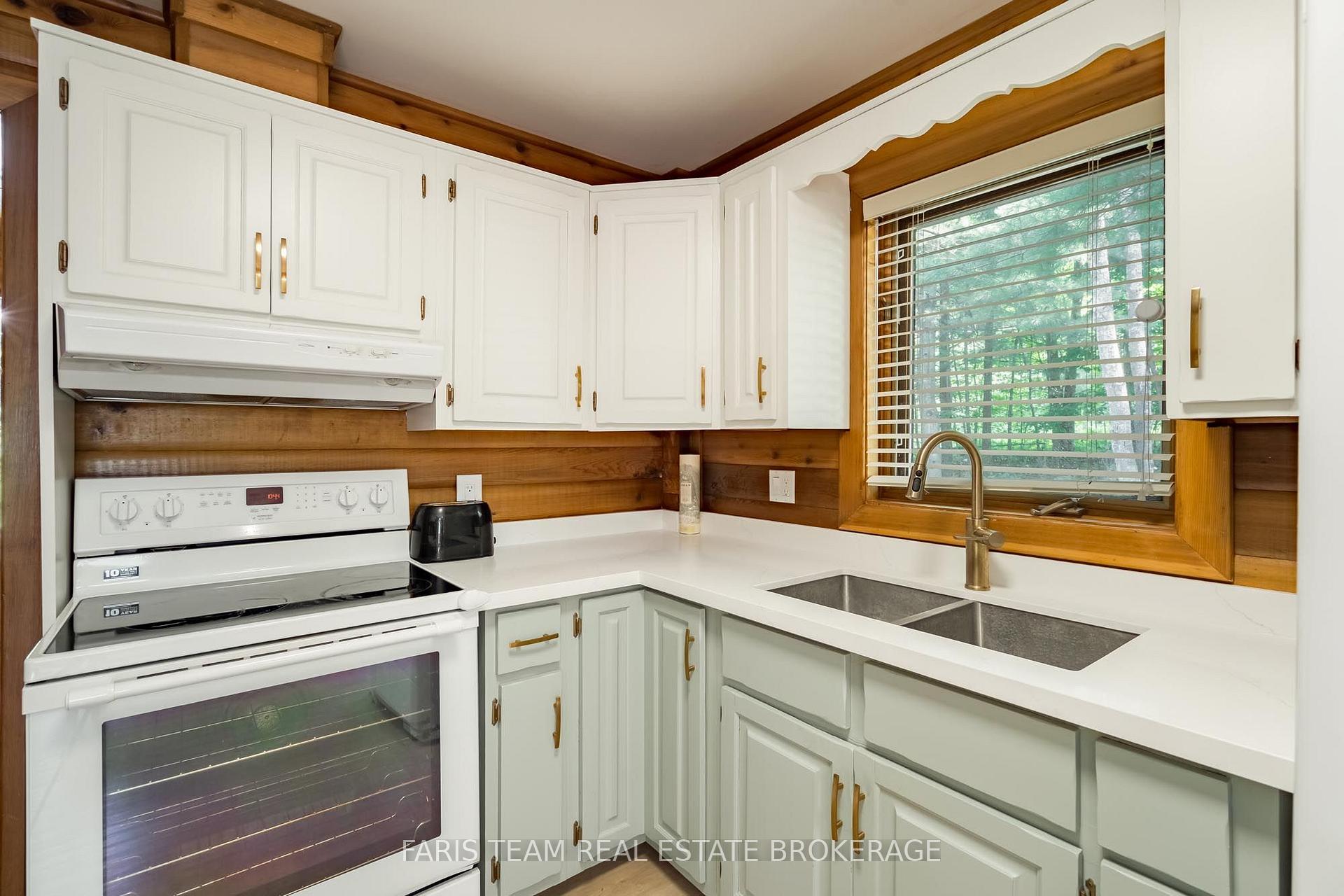 Photo 8 of 2668 Mcdonald Road, Springwater, Rural Springwater — HOMEH