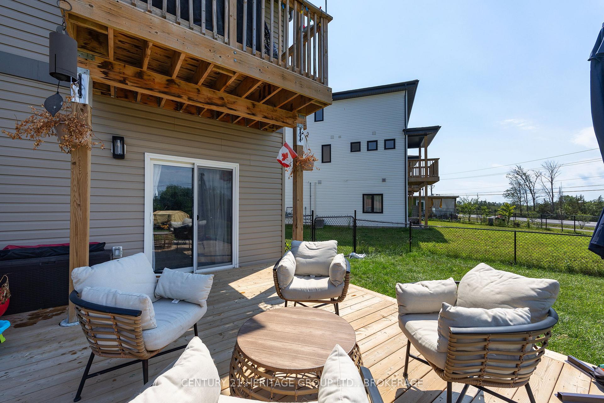 Photo 7 of 141 Superior Drive, Loyalist, Amherstview — HOMEH