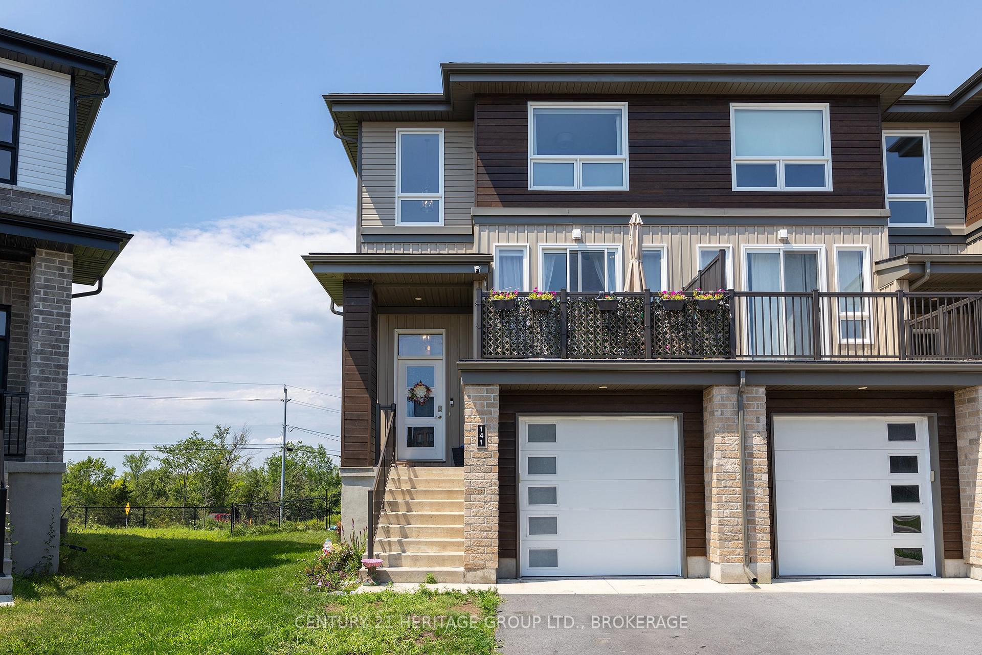Photo 16 of 141 Superior Drive, Loyalist, Amherstview — HOMEH