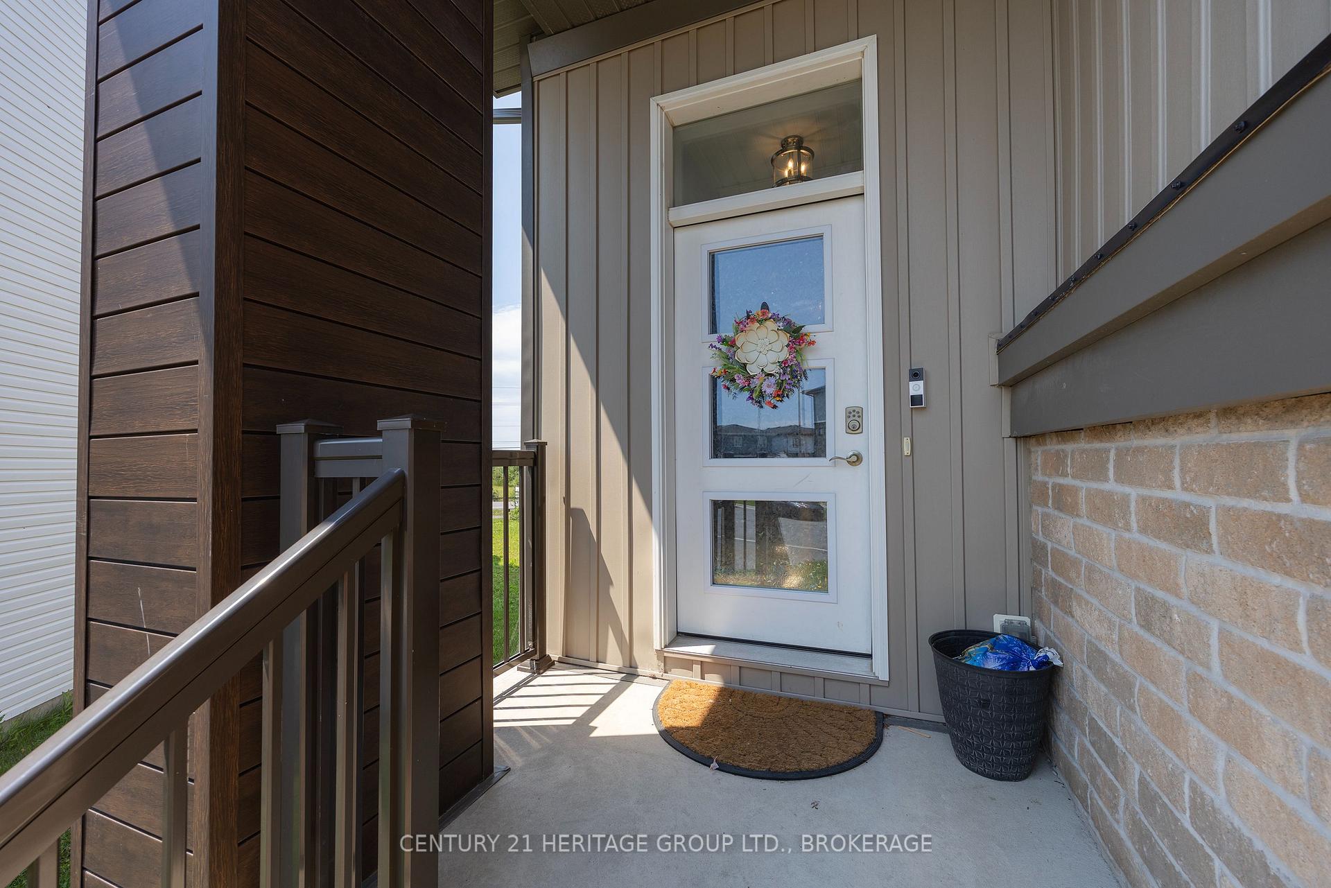 Photo 17 of 141 Superior Drive, Loyalist, Amherstview — HOMEH