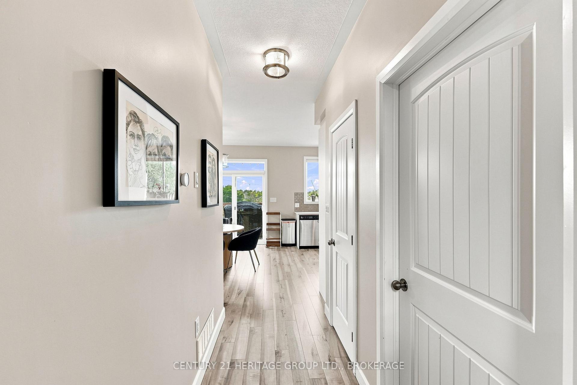 Photo 30 of 141 Superior Drive, Loyalist, Amherstview — HOMEH