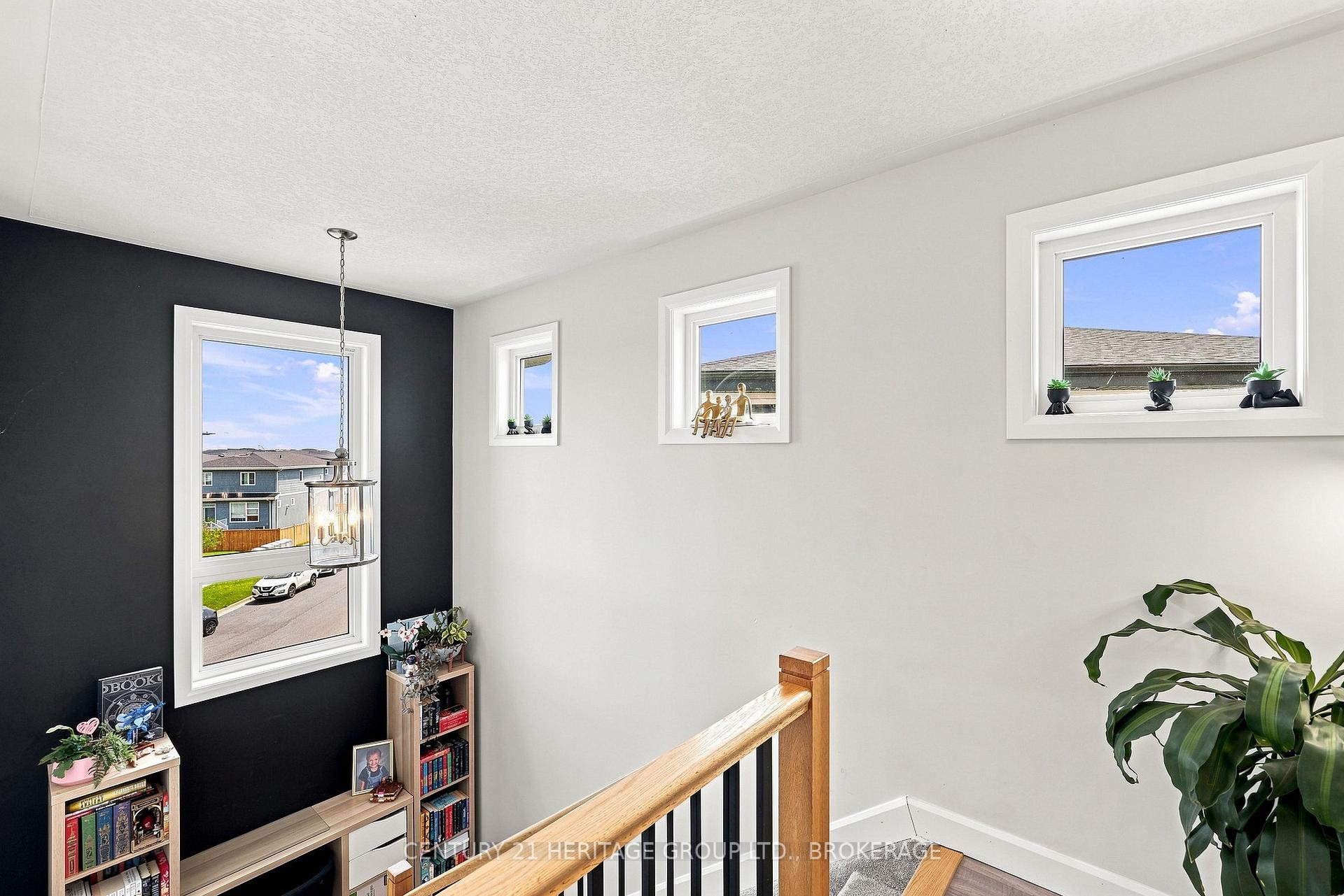 Photo 37 of 141 Superior Drive, Loyalist, Amherstview — HOMEH