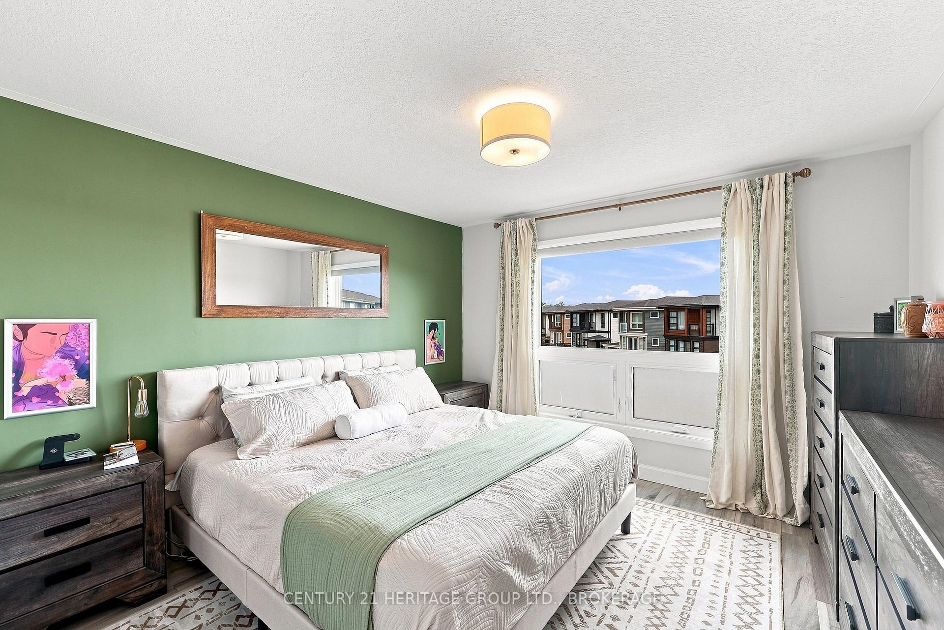 Photo 38 of 141 Superior Drive, Loyalist, Amherstview — HOMEH