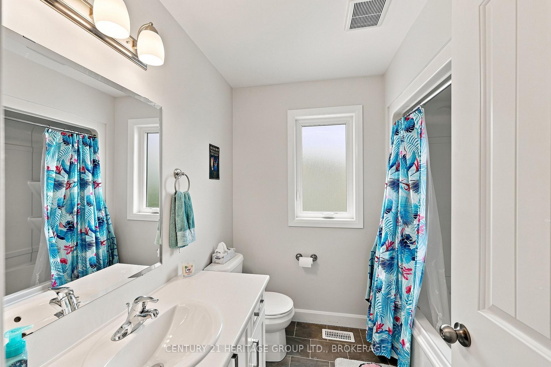 Photo 48 of 141 Superior Drive, Loyalist, Amherstview — HOMEH