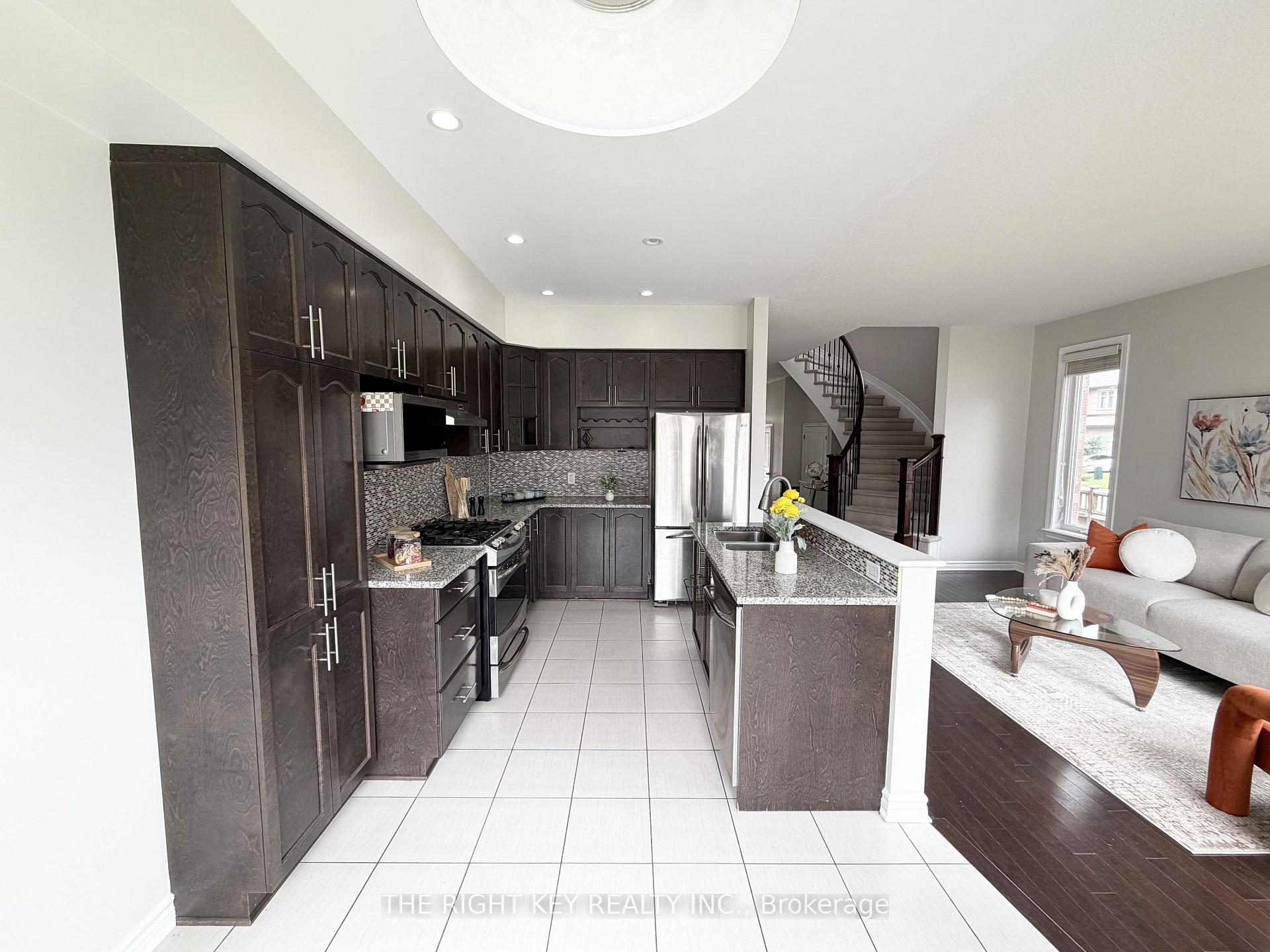 Photo 7 of 100 Popplewell Crescent, Ottawa, Barrhaven - Cedargrove/Fraserdale — HOMEH