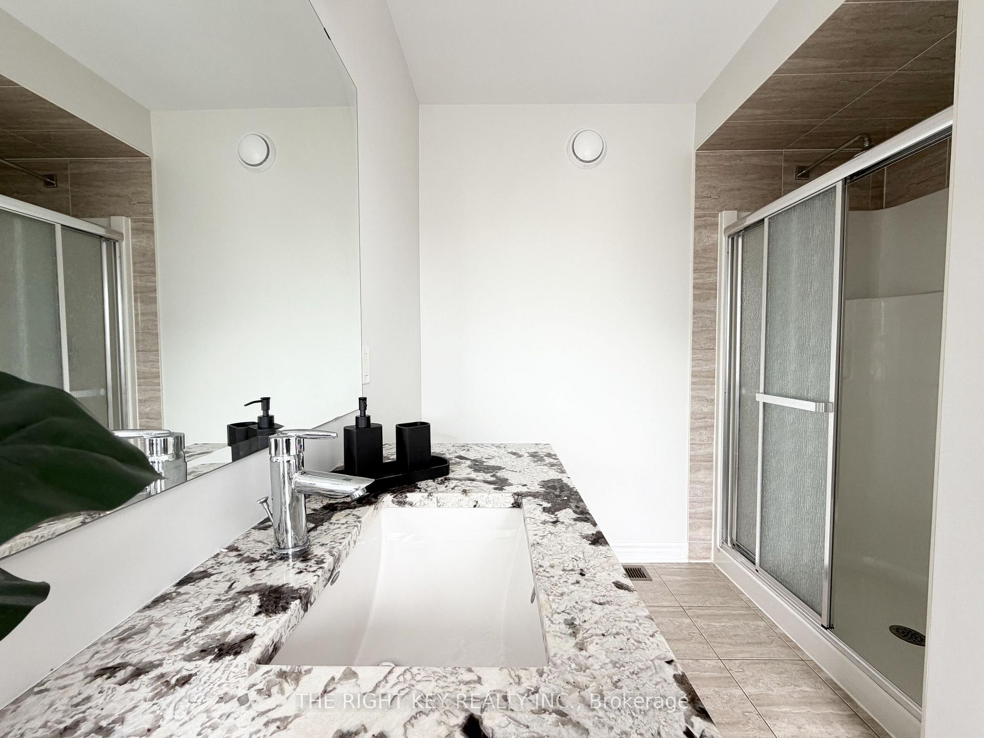Photo 14 of 100 Popplewell Crescent, Ottawa, Barrhaven - Cedargrove/Fraserdale — HOMEH