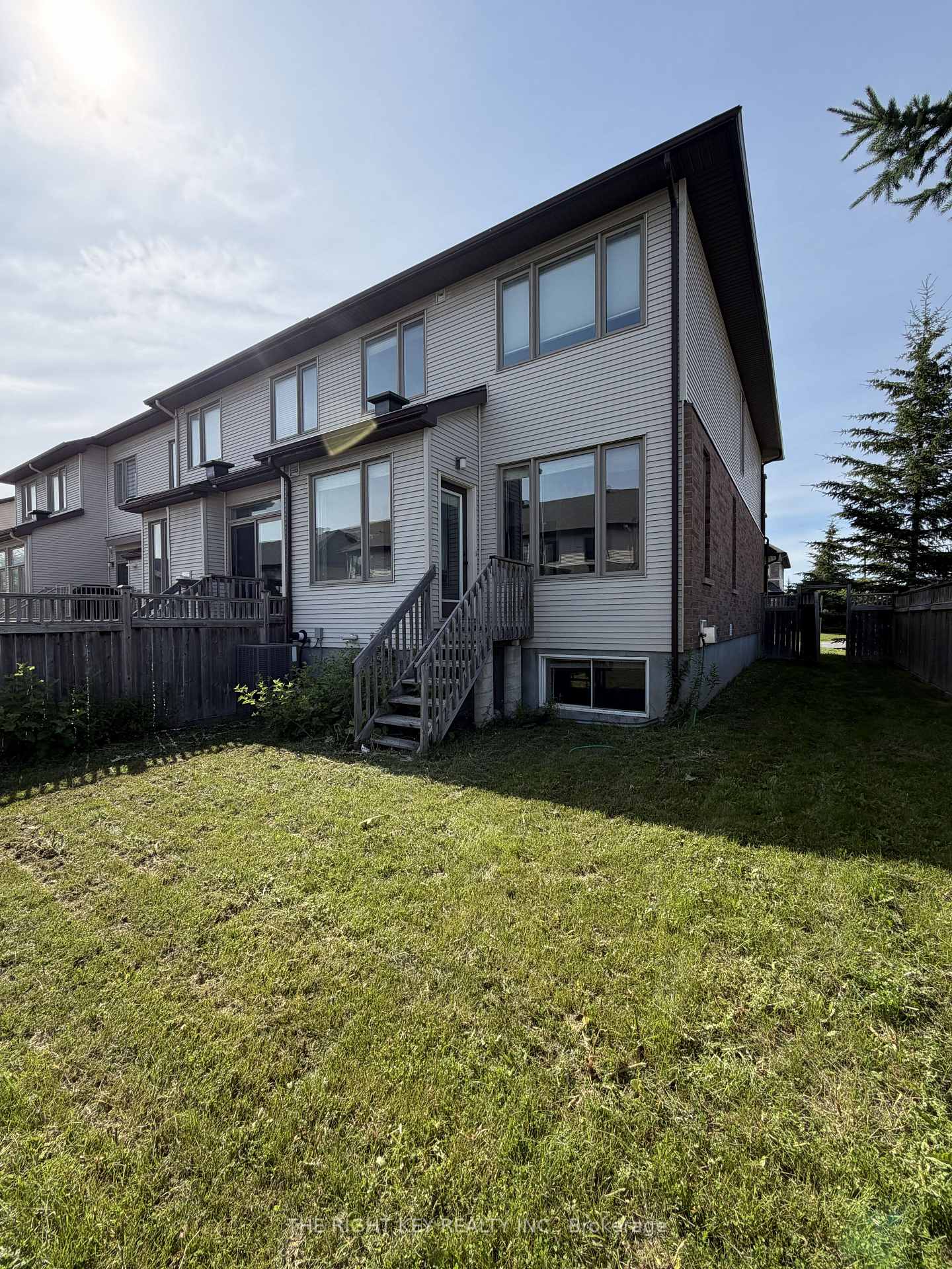Photo 18 of 100 Popplewell Crescent, Ottawa, Barrhaven - Cedargrove/Fraserdale — HOMEH