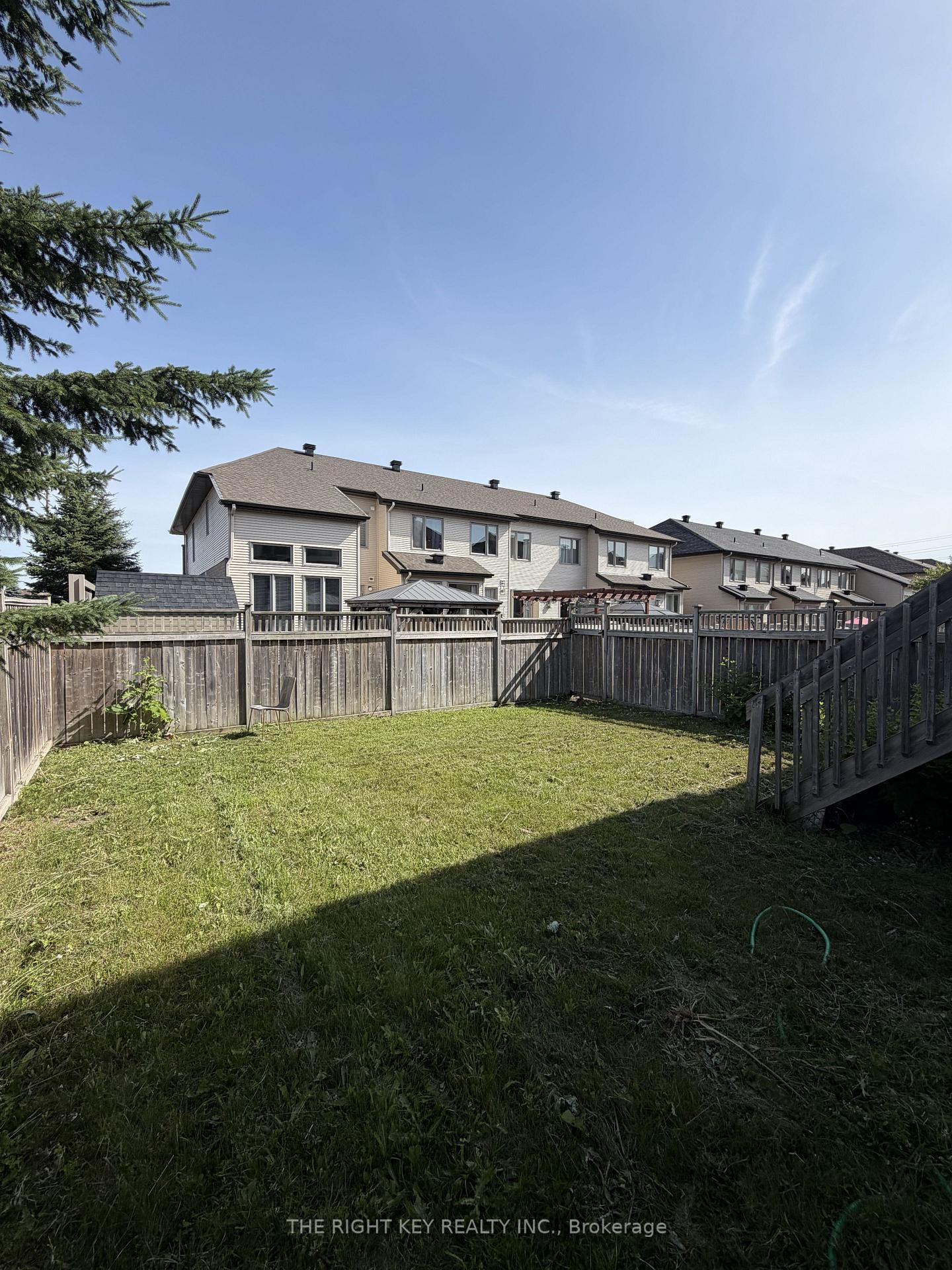 Photo 19 of 100 Popplewell Crescent, Ottawa, Barrhaven - Cedargrove/Fraserdale — HOMEH