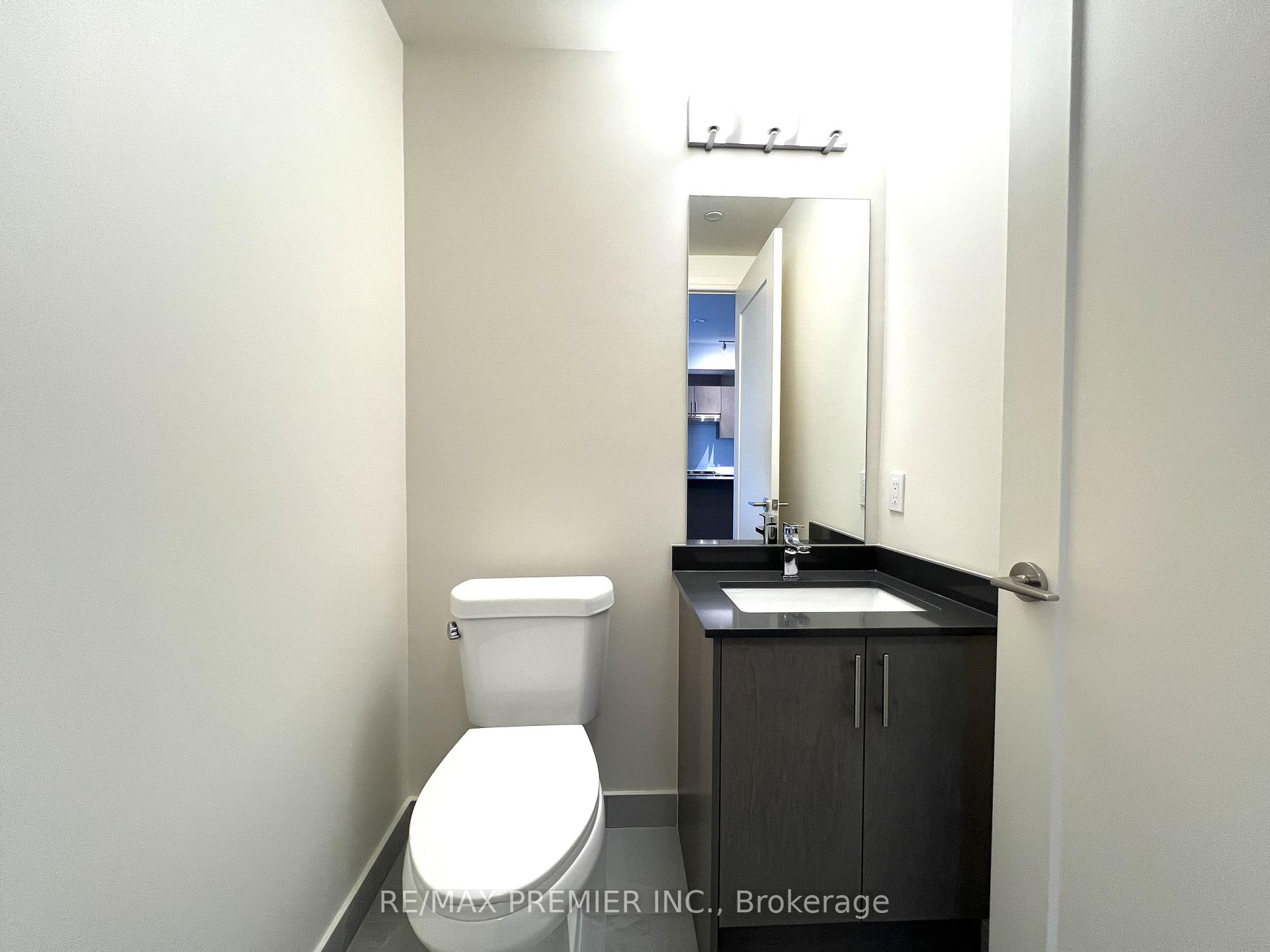 Photo 7 of Unit 410, 27 Korda Gate, Vaughan, Vellore Village — HOMEH