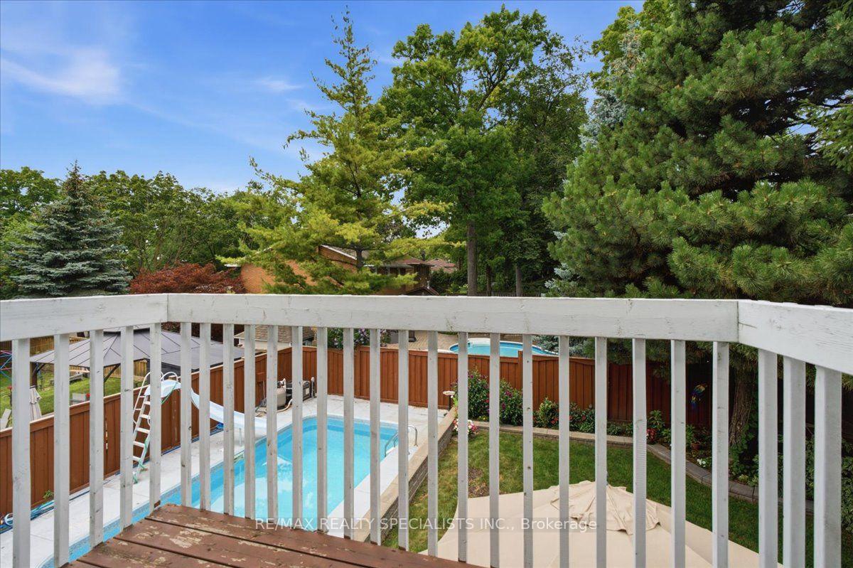 Photo 23 of 1273 Winding Trail, Mississauga, Applewood — HOMEH